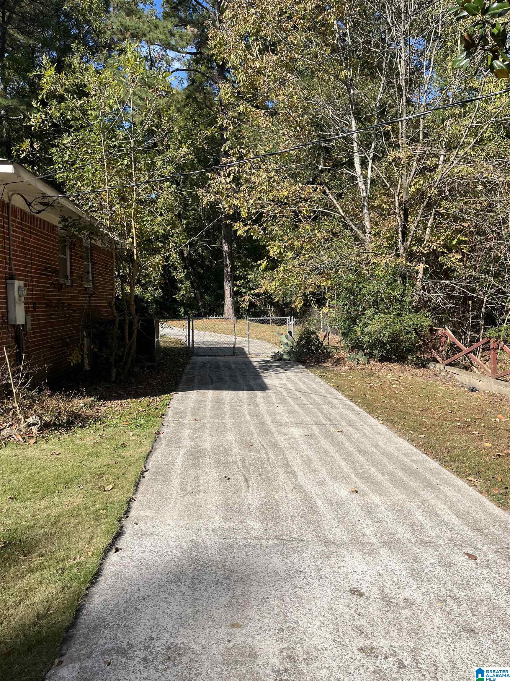 2264 4TH PLACE CIRCLE NE