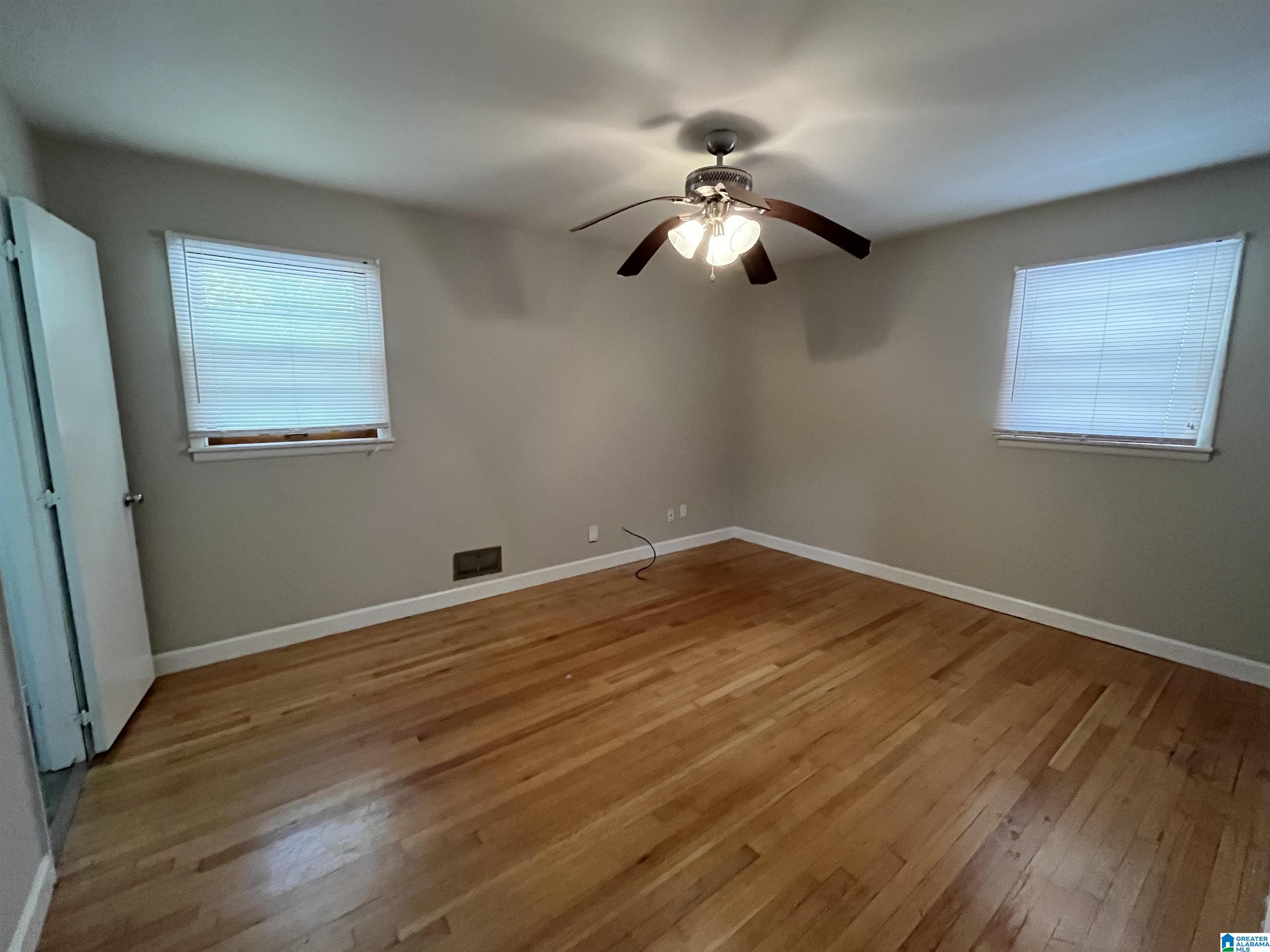 2264 4TH PLACE CIRCLE NE