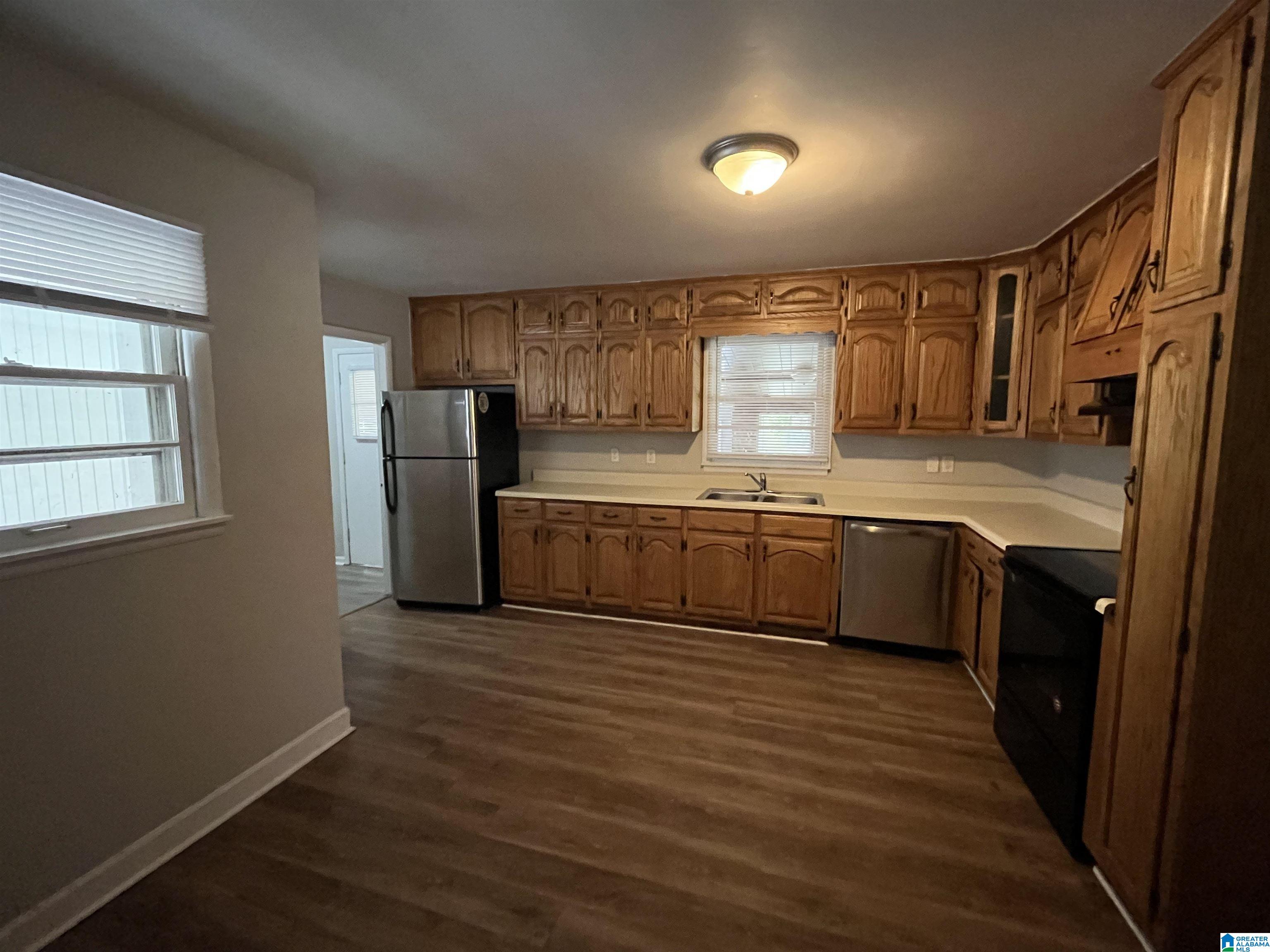 2264 4TH PLACE CIRCLE NE