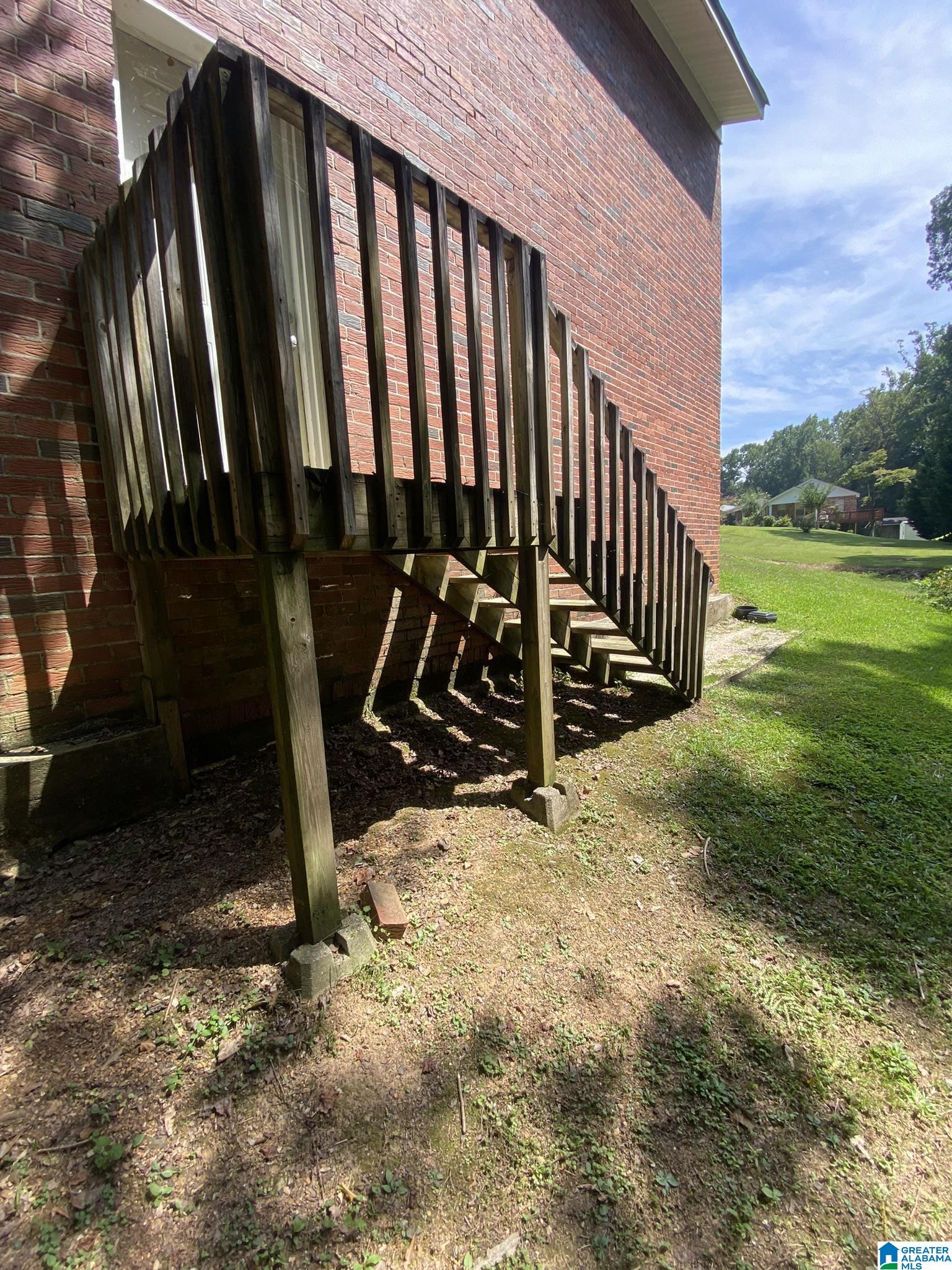 5441 ROBIN CIRCLE