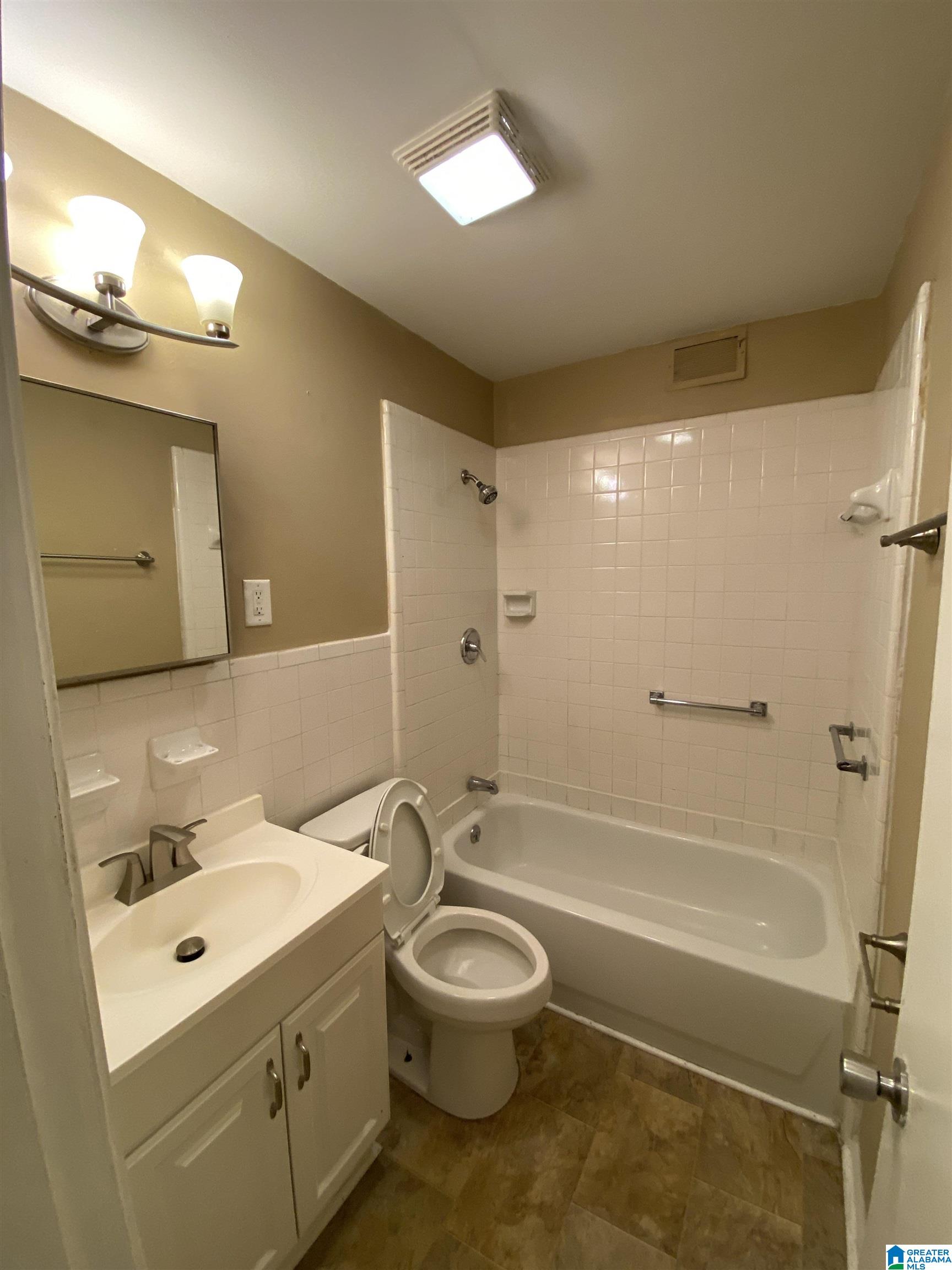 5441 ROBIN CIRCLE