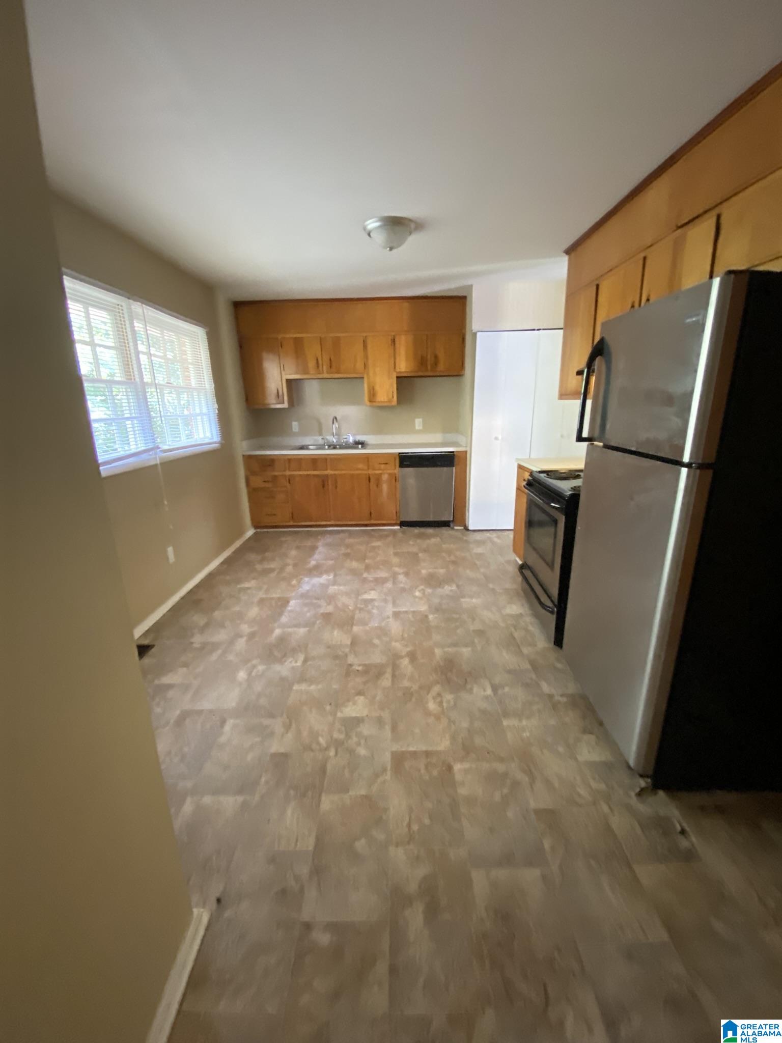 5441 ROBIN CIRCLE
