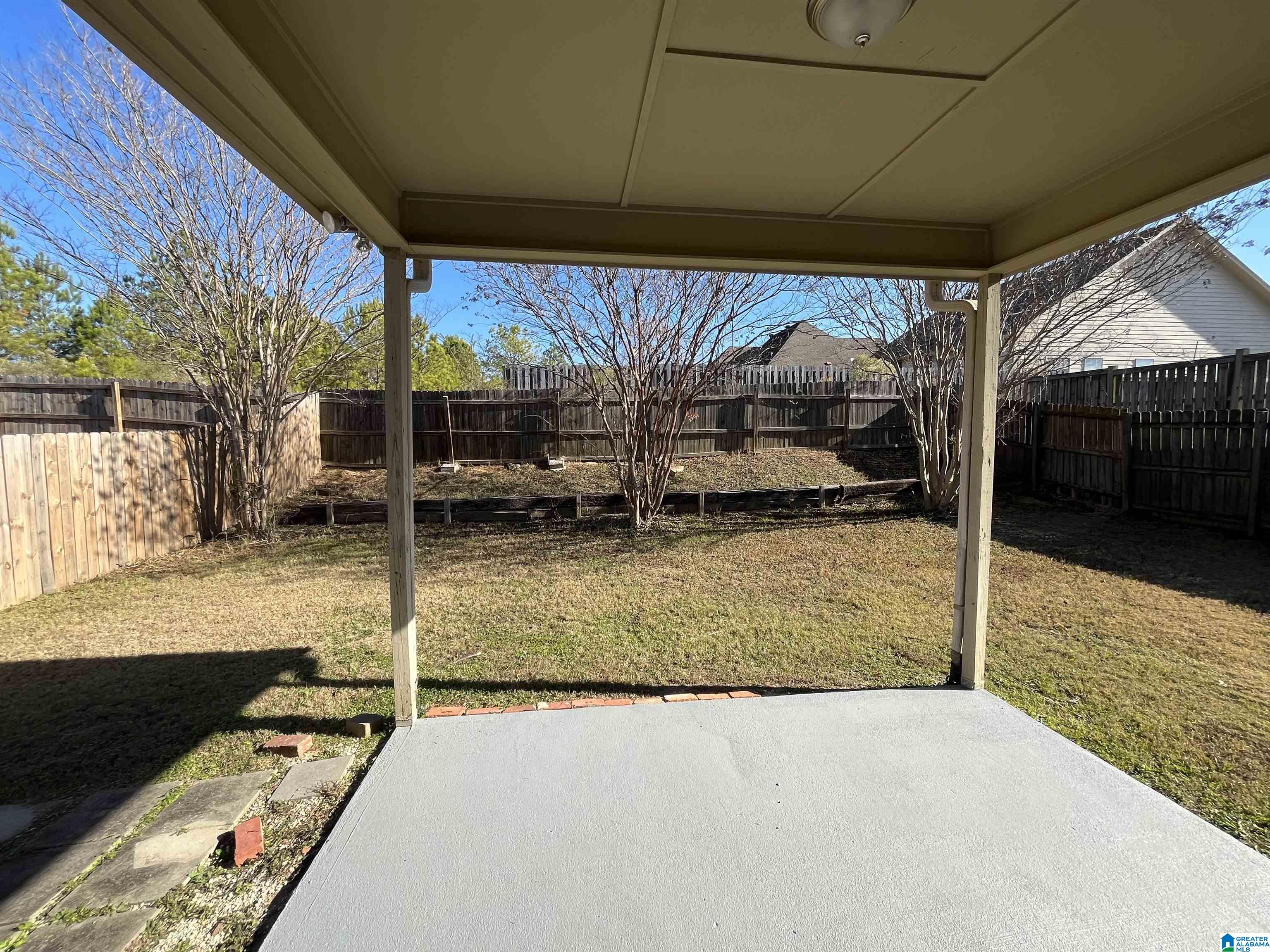 687 WATERFORD LANE