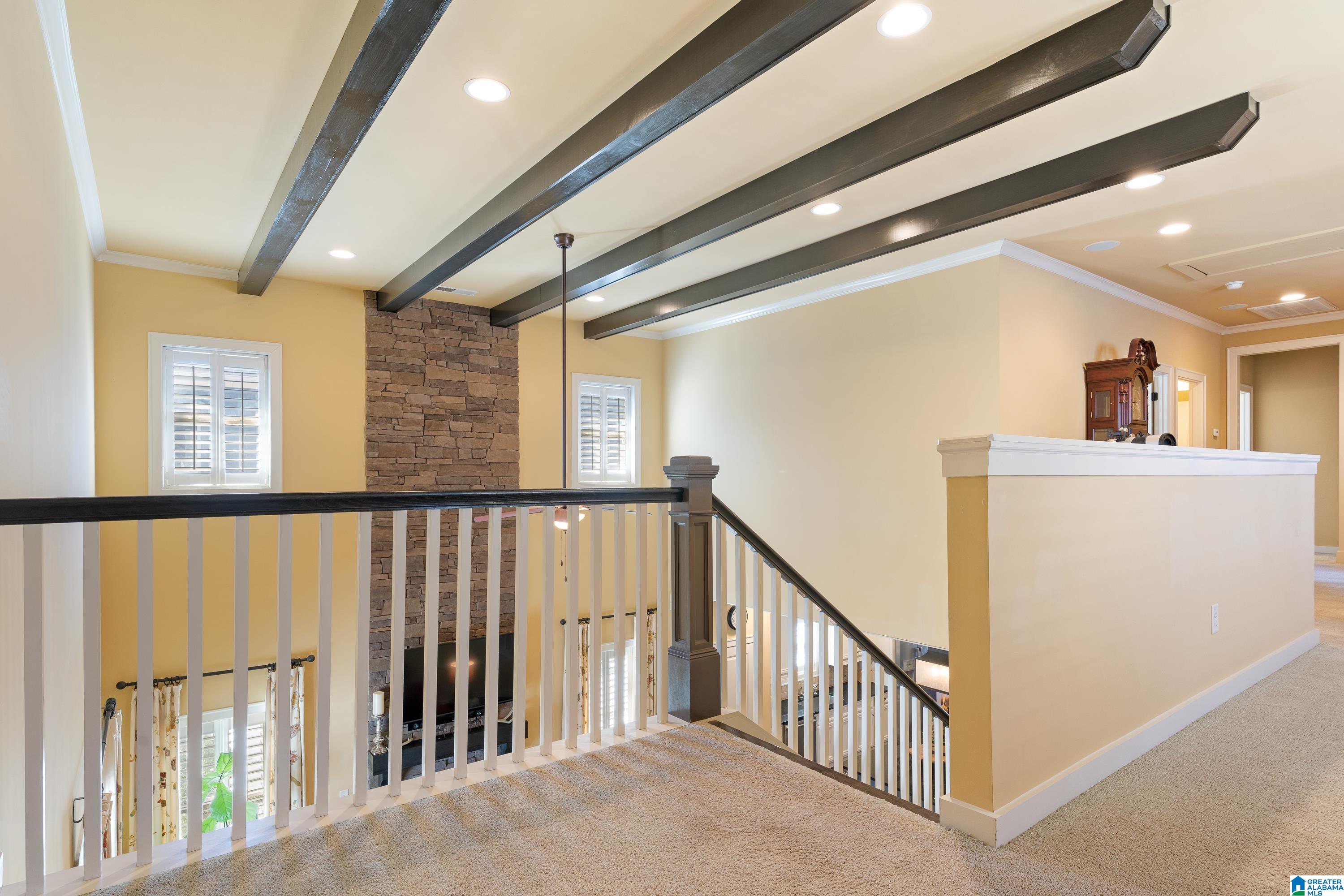 2462 NORTHAMPTON DRIVE