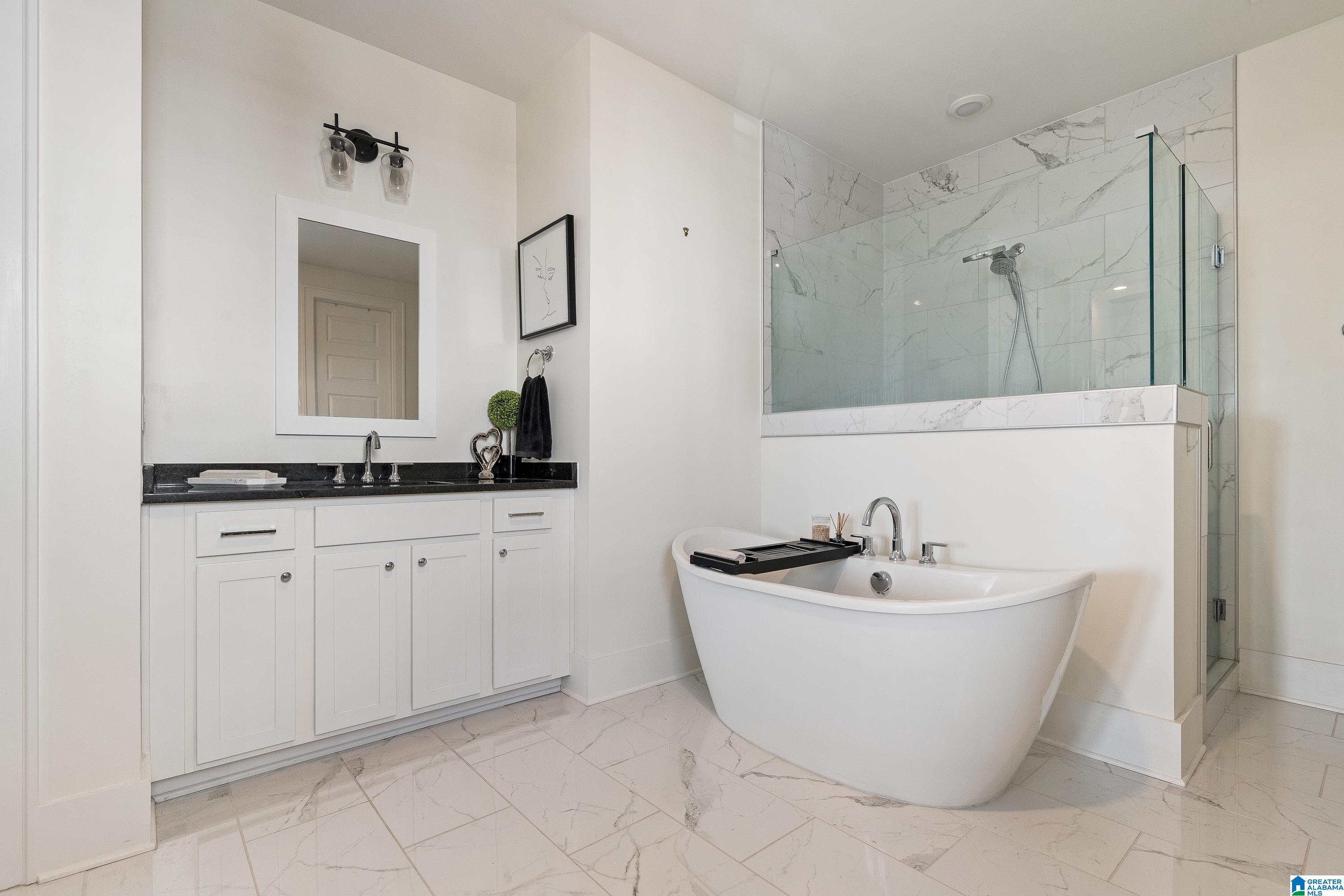 1895 BLACKRIDGE ROAD