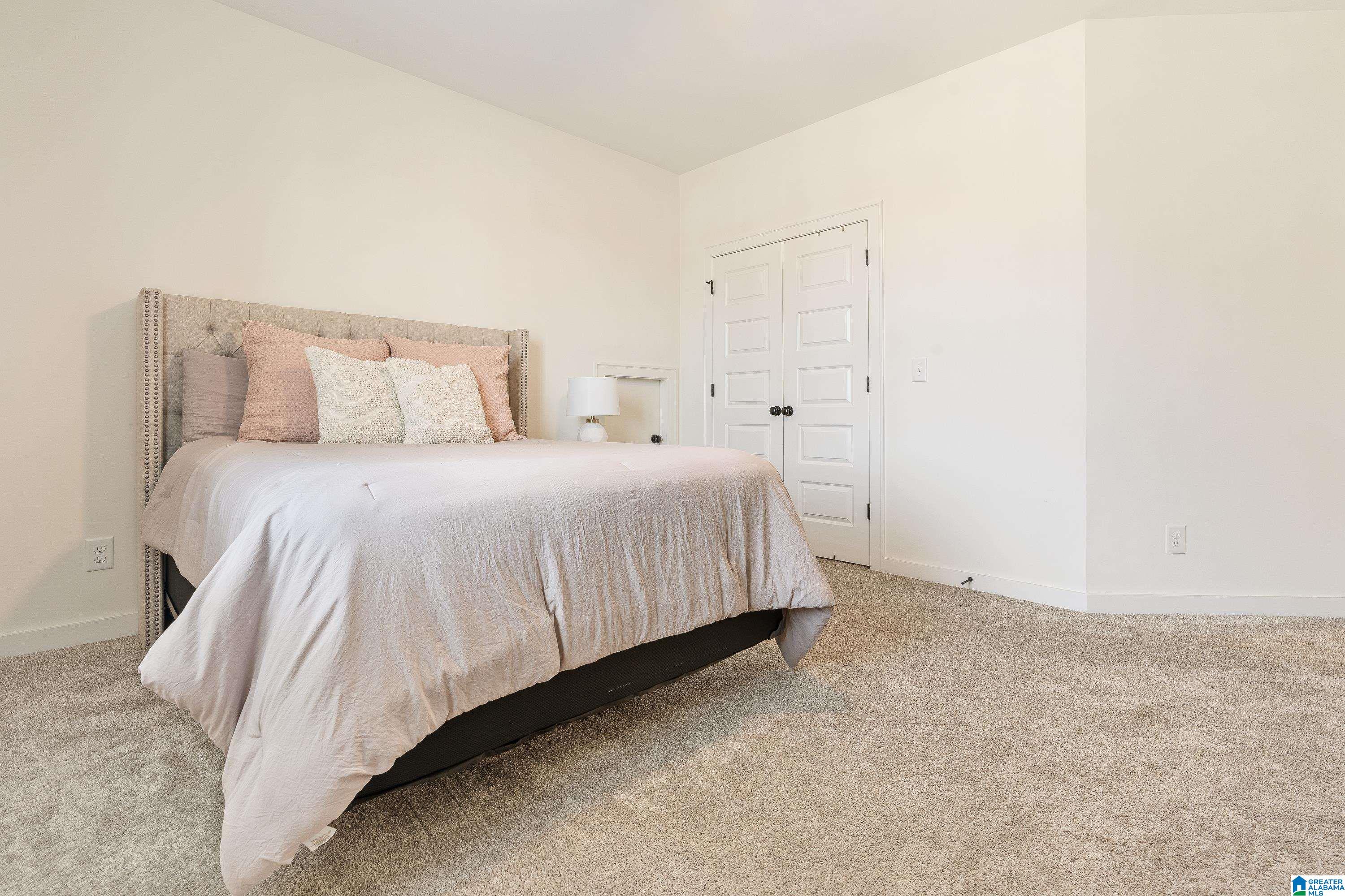 1895 BLACKRIDGE ROAD