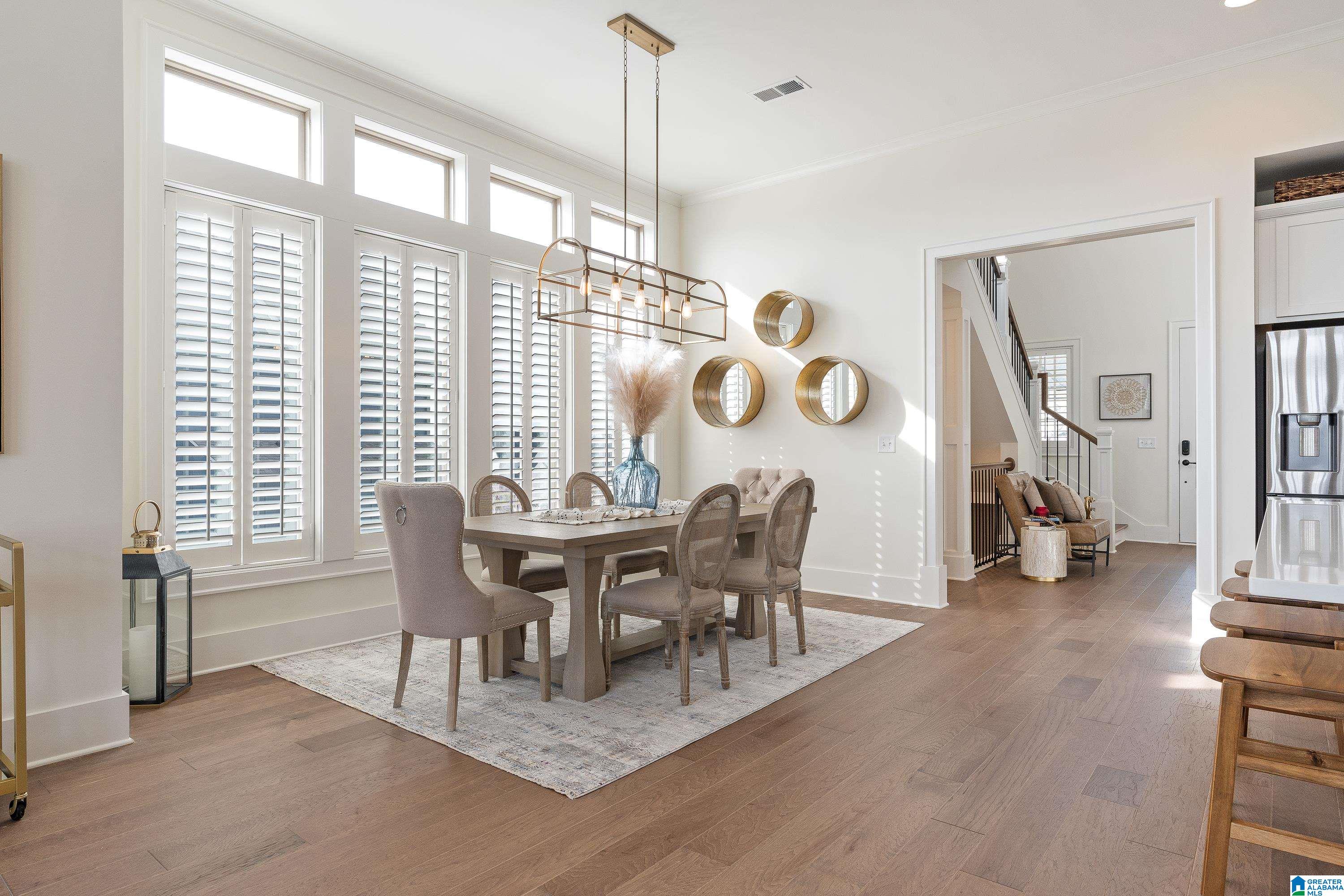 1895 BLACKRIDGE ROAD