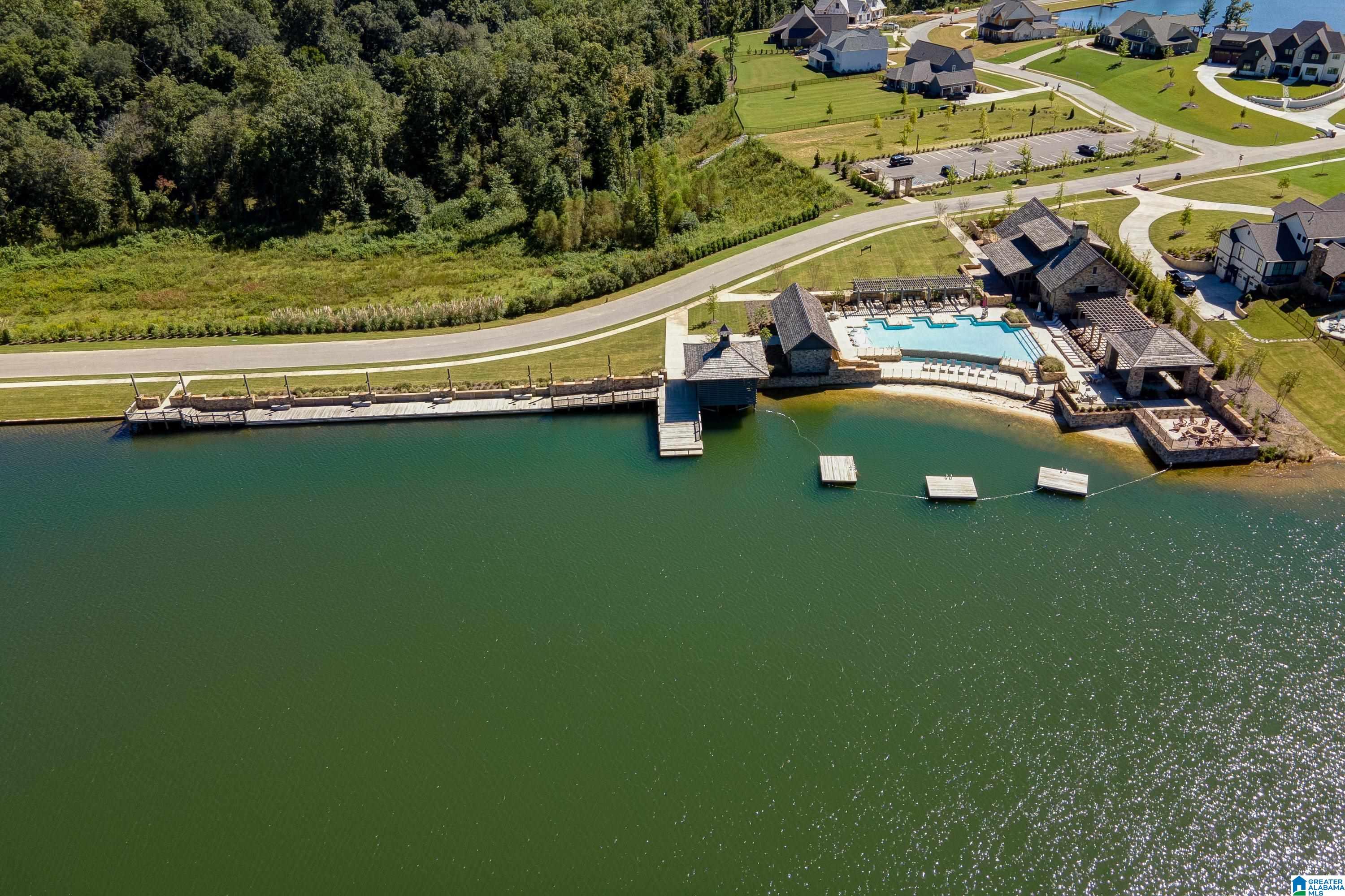 1895 BLACKRIDGE ROAD