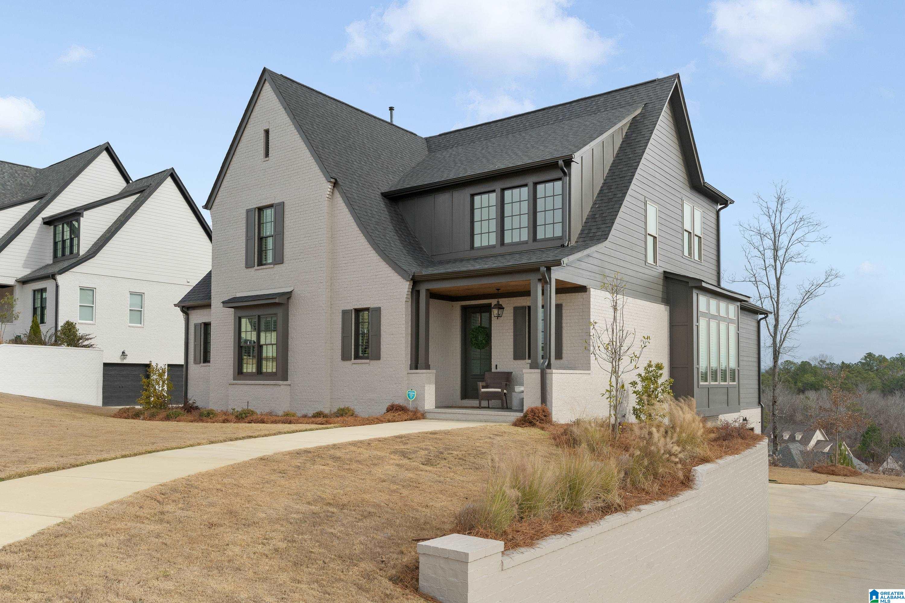 1895 BLACKRIDGE ROAD