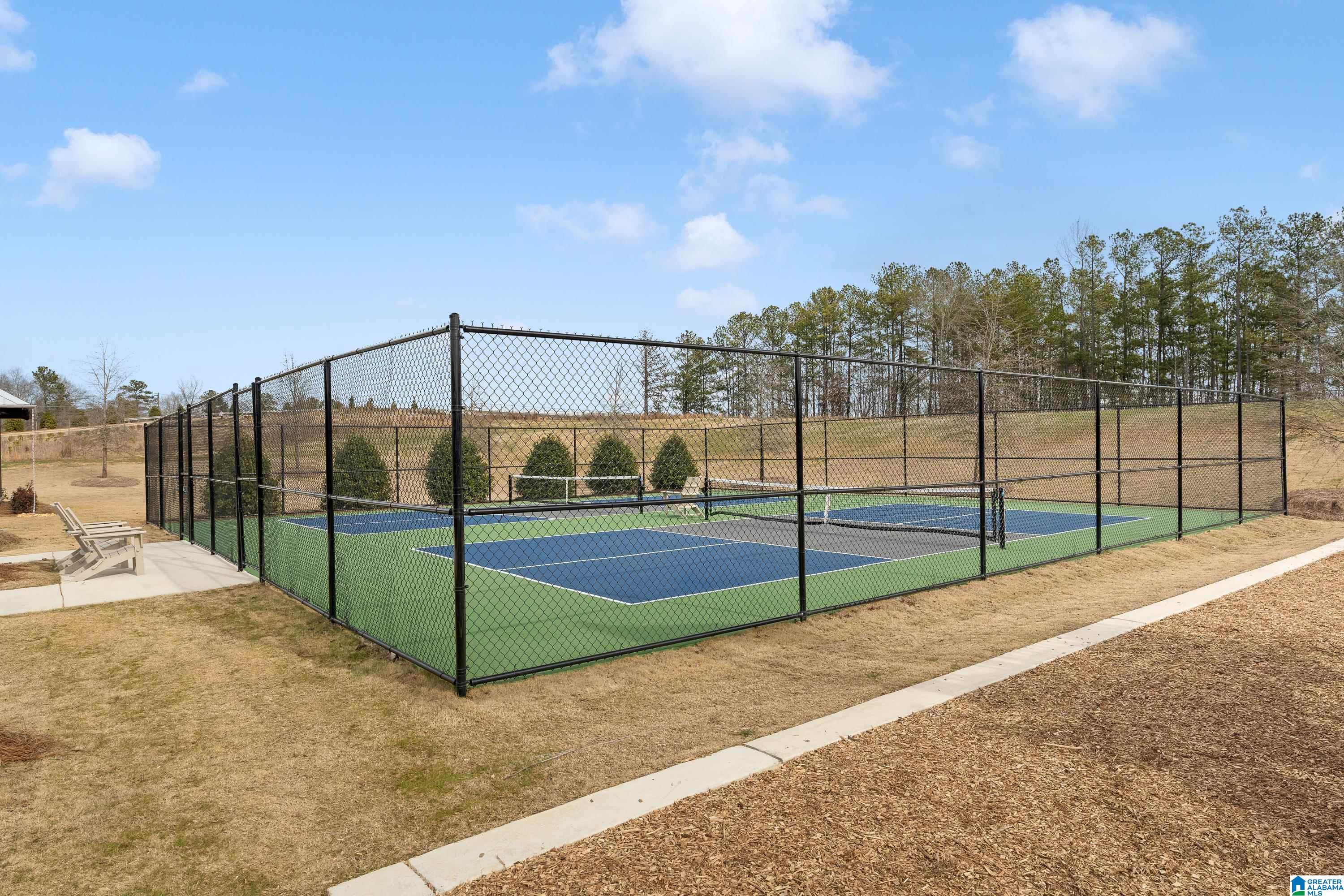 1895 BLACKRIDGE ROAD