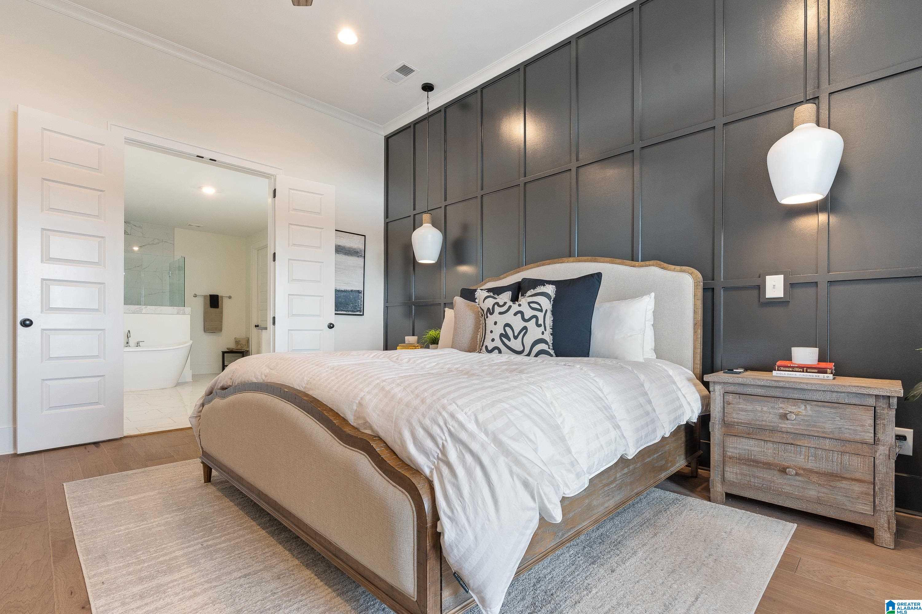 1895 BLACKRIDGE ROAD