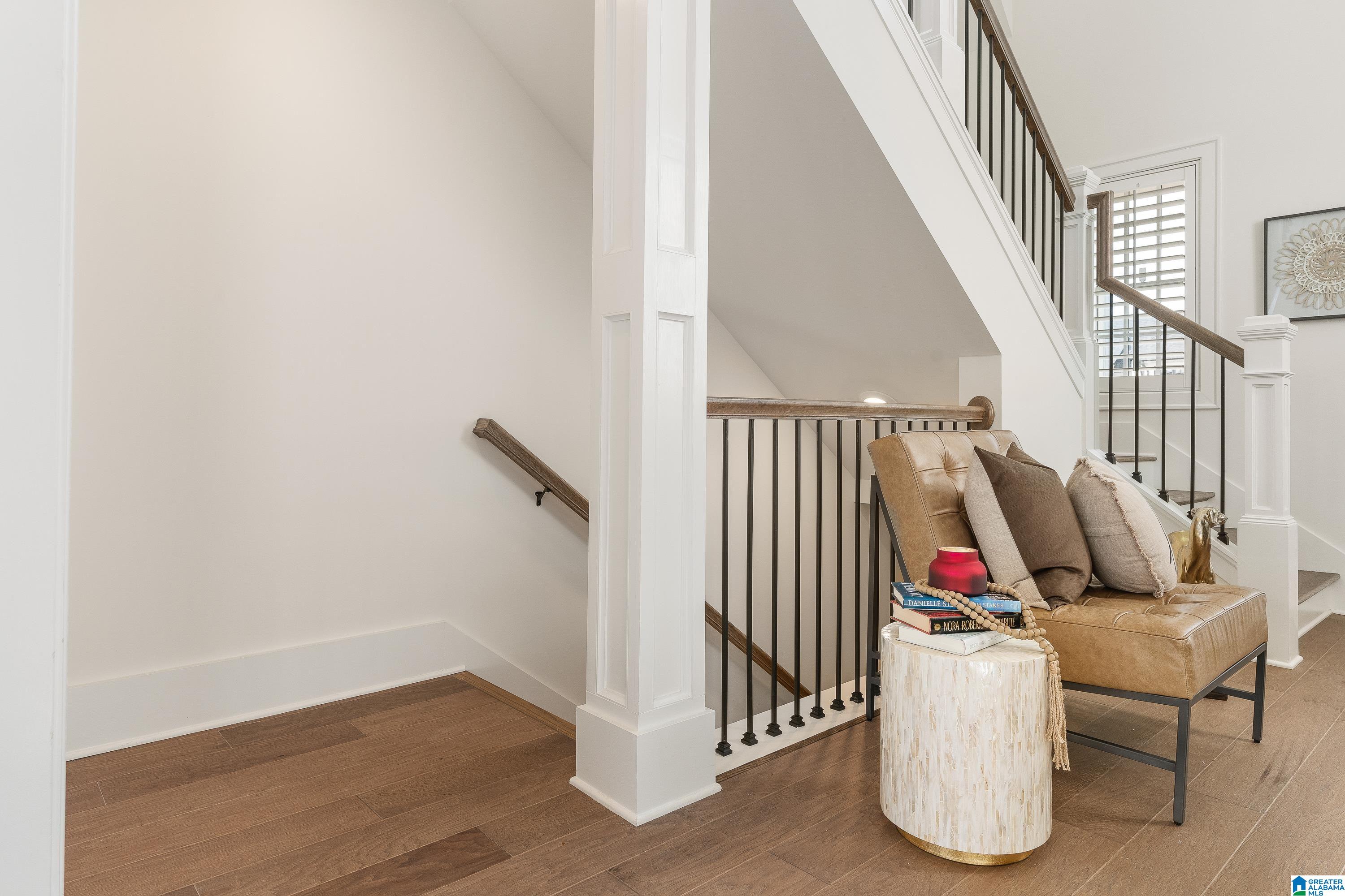 1895 BLACKRIDGE ROAD