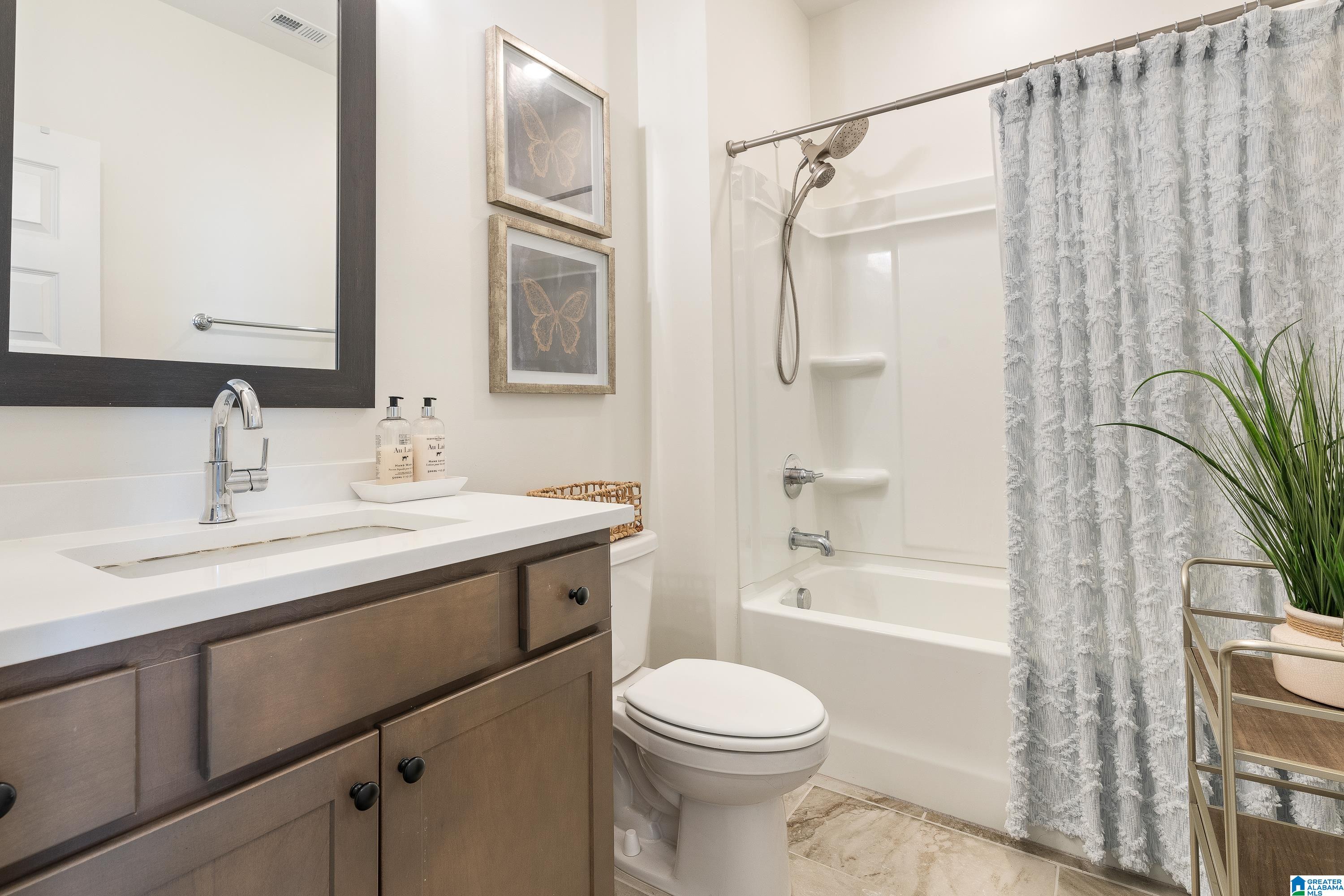 1895 BLACKRIDGE ROAD