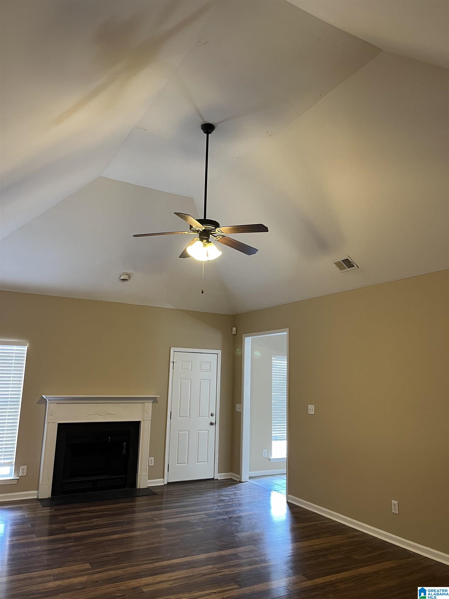 140 CHARLTON LANE