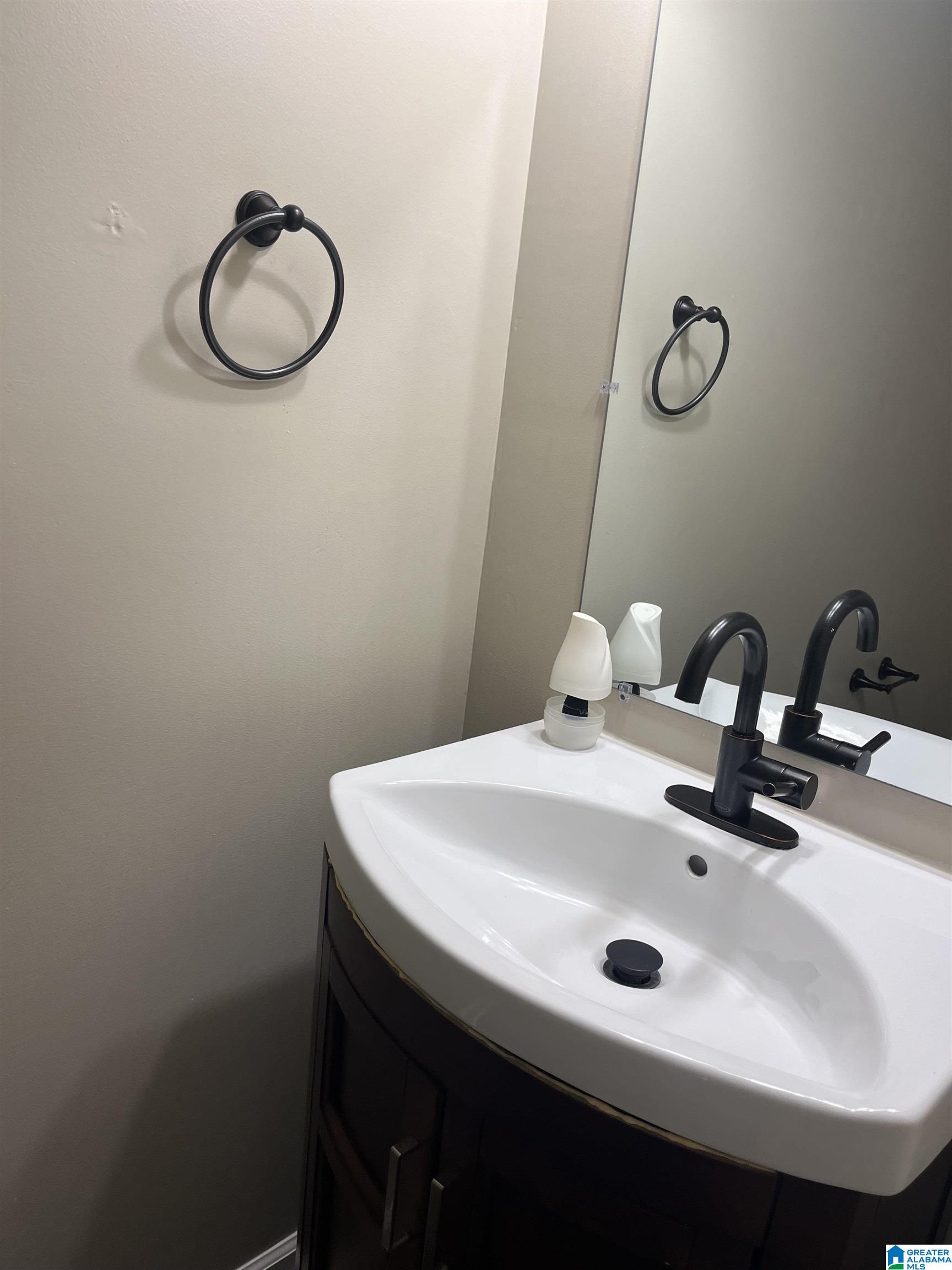 6901 H B WARE CIRCLE