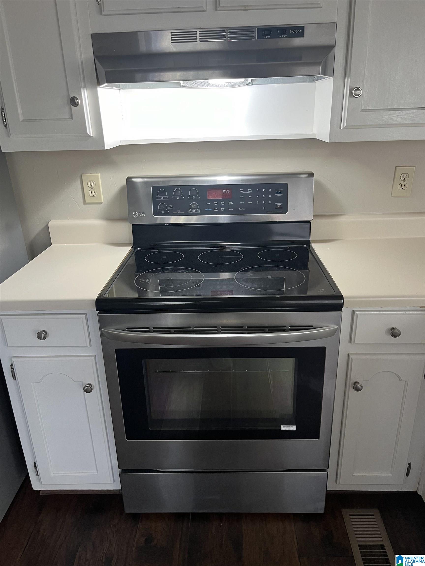 6901 H B WARE CIRCLE