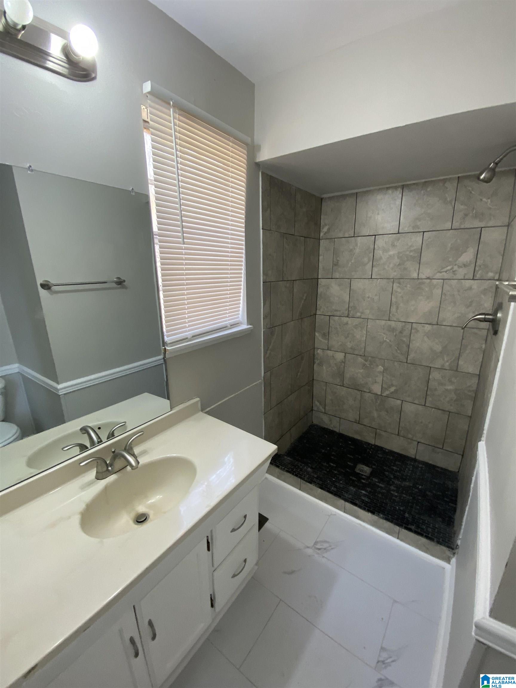 5843 BRENDA DRIVE