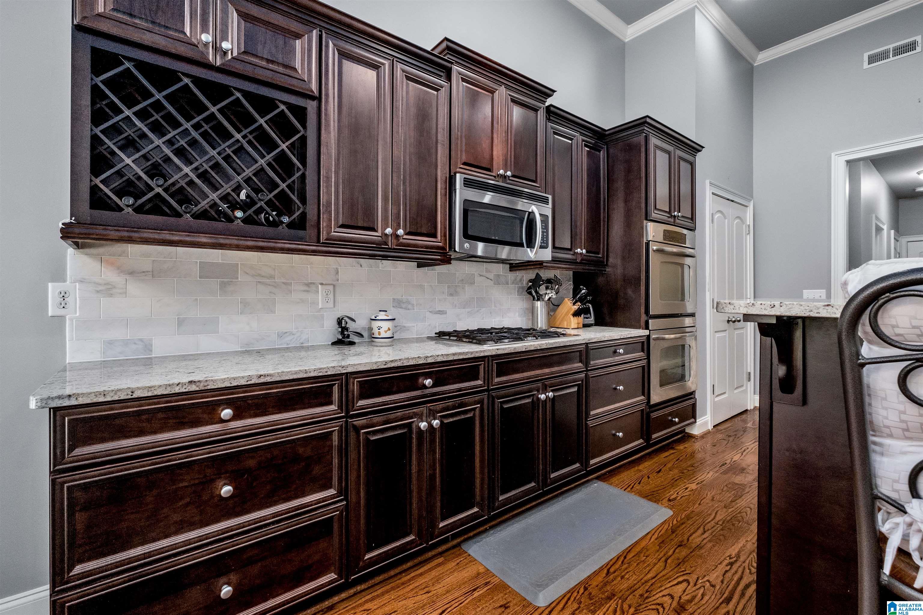 2045 HIGHLAND VILLAGE BEND