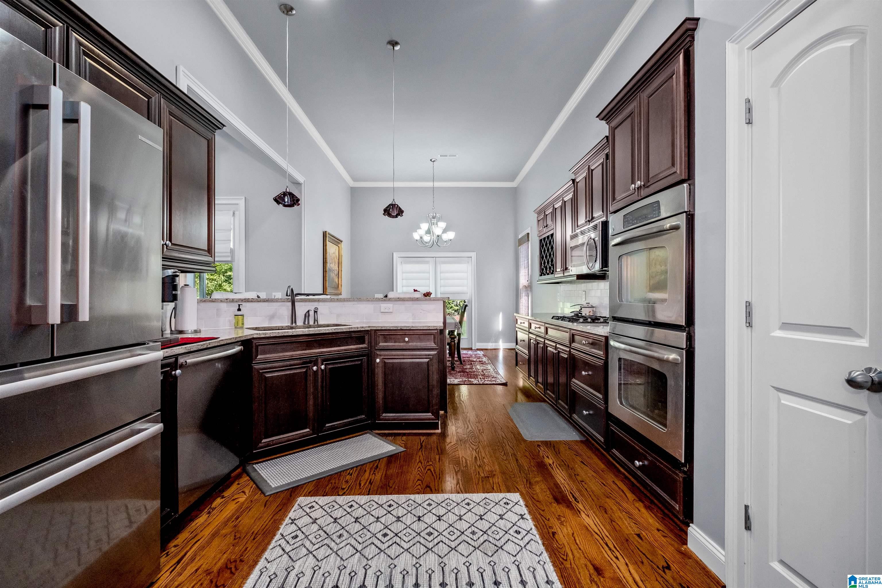 2045 HIGHLAND VILLAGE BEND