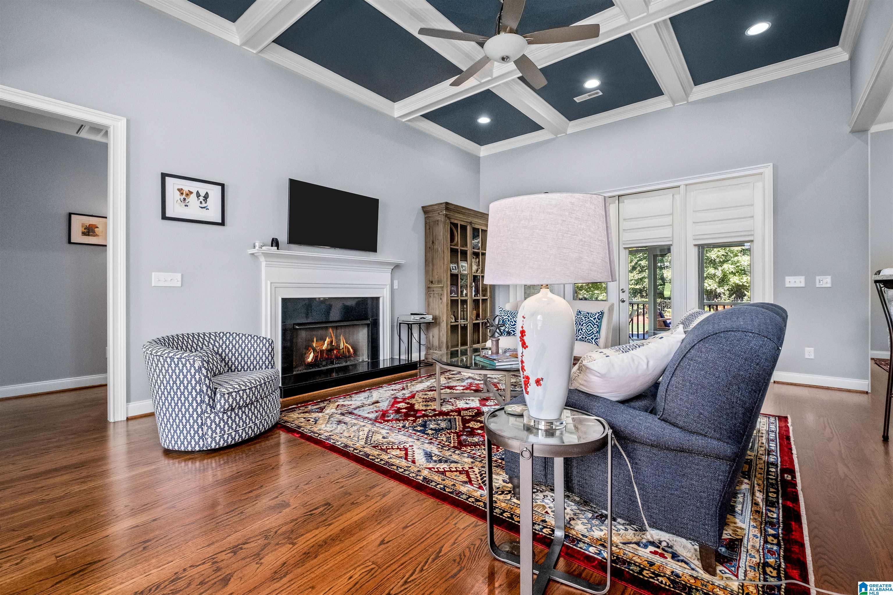 2045 HIGHLAND VILLAGE BEND