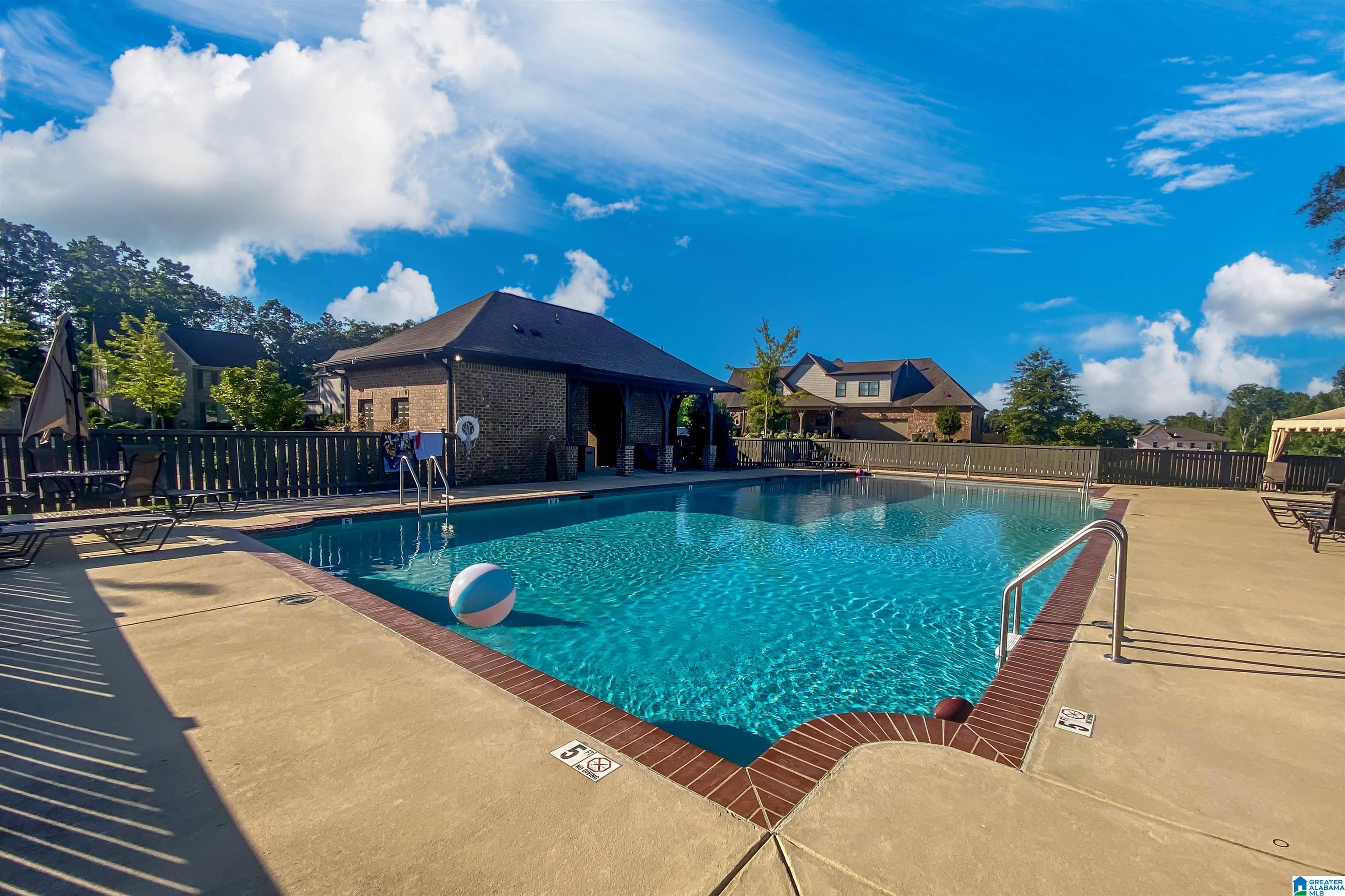 2045 HIGHLAND VILLAGE BEND