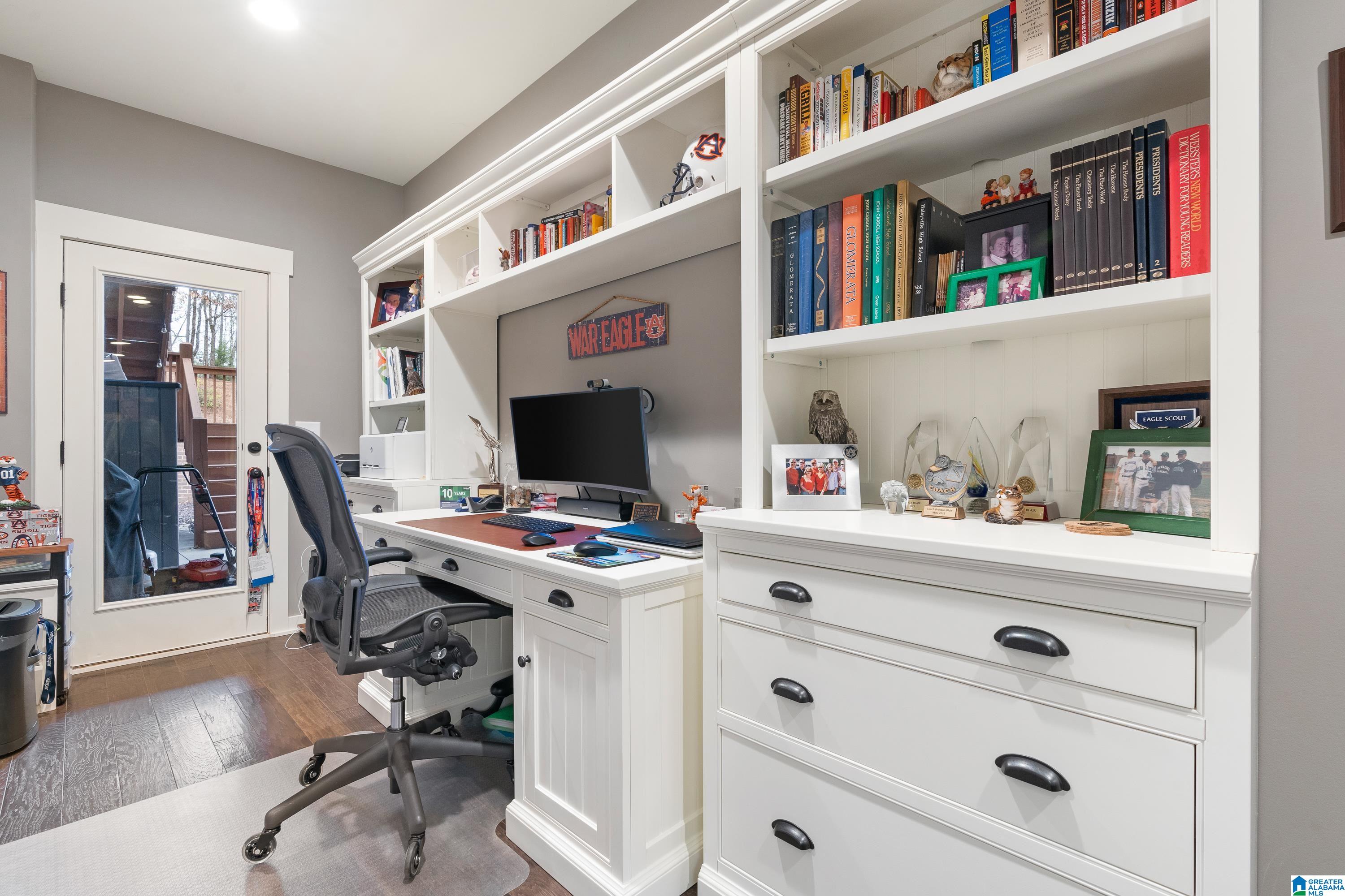 1126 MAGNOLIA RUN