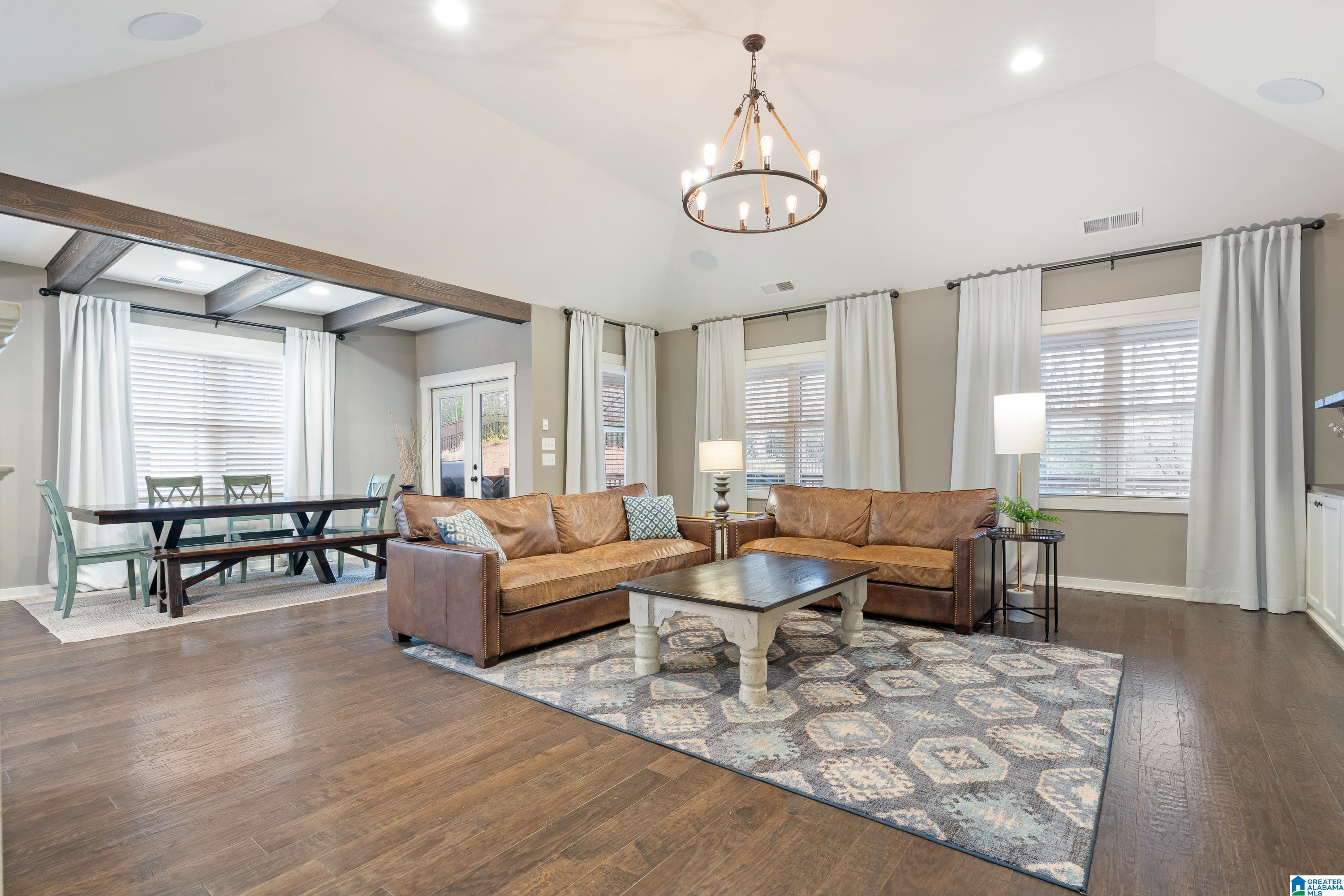 1126 MAGNOLIA RUN