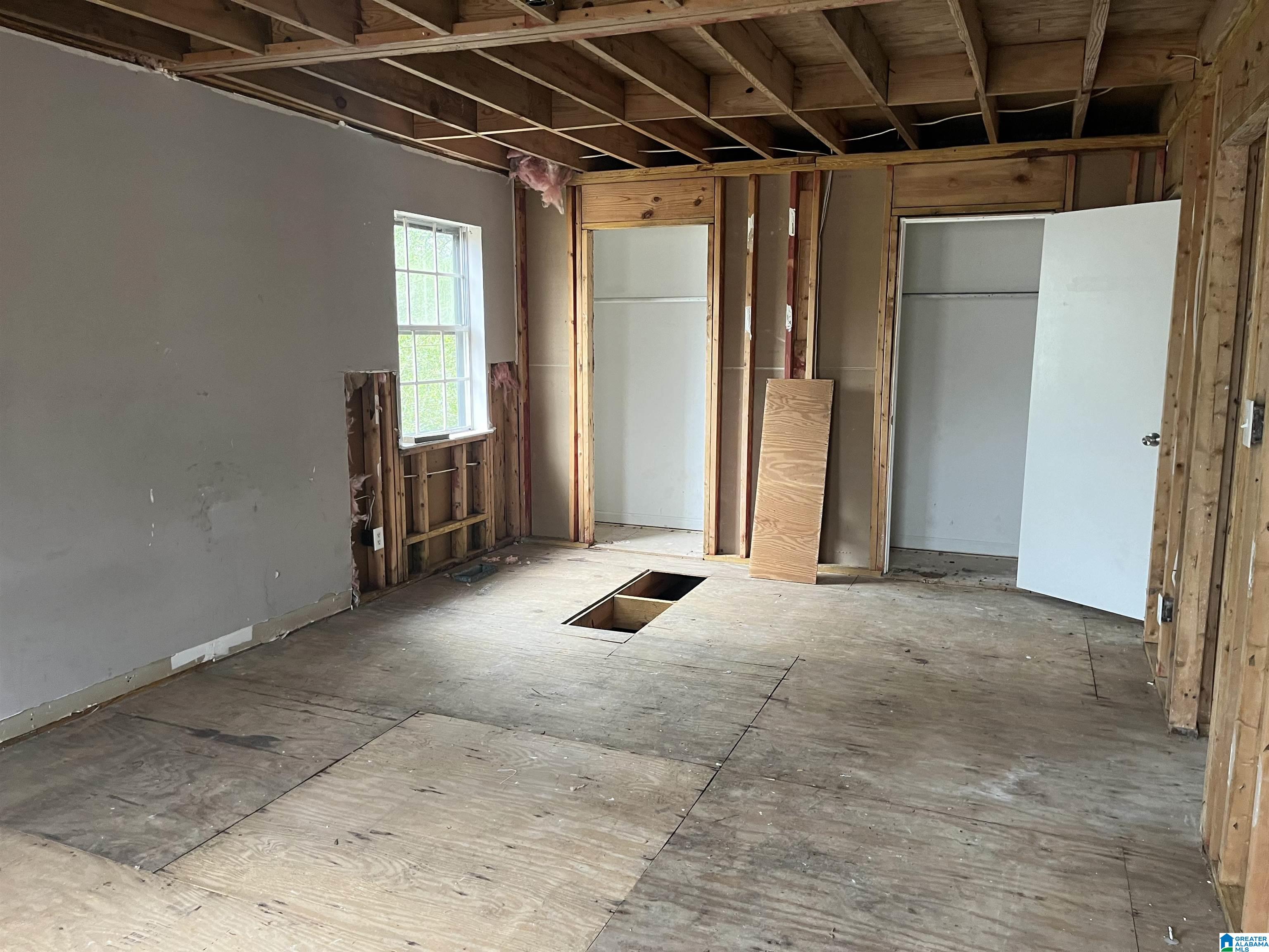 431 10TH TERRACE