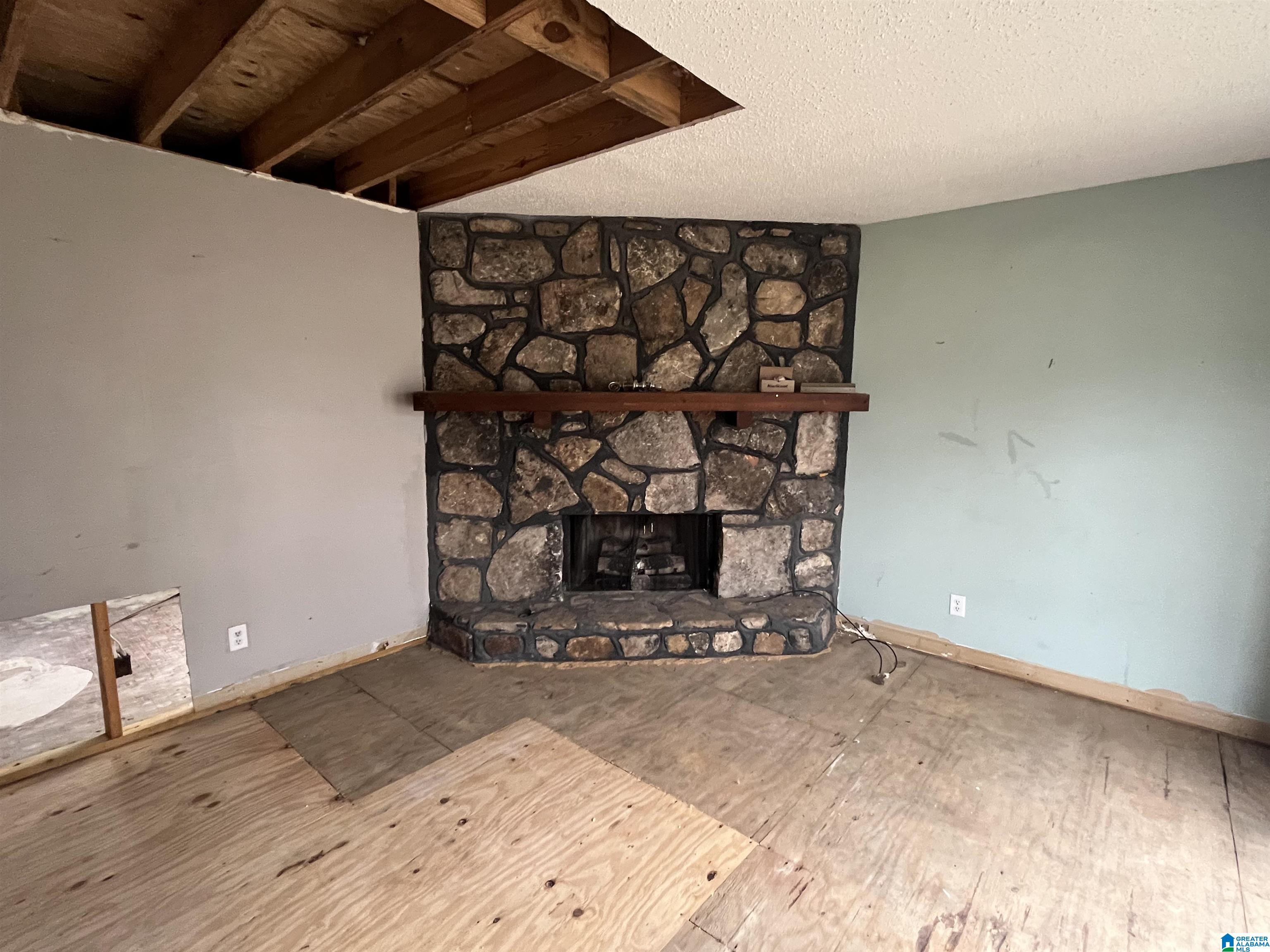 431 10TH TERRACE