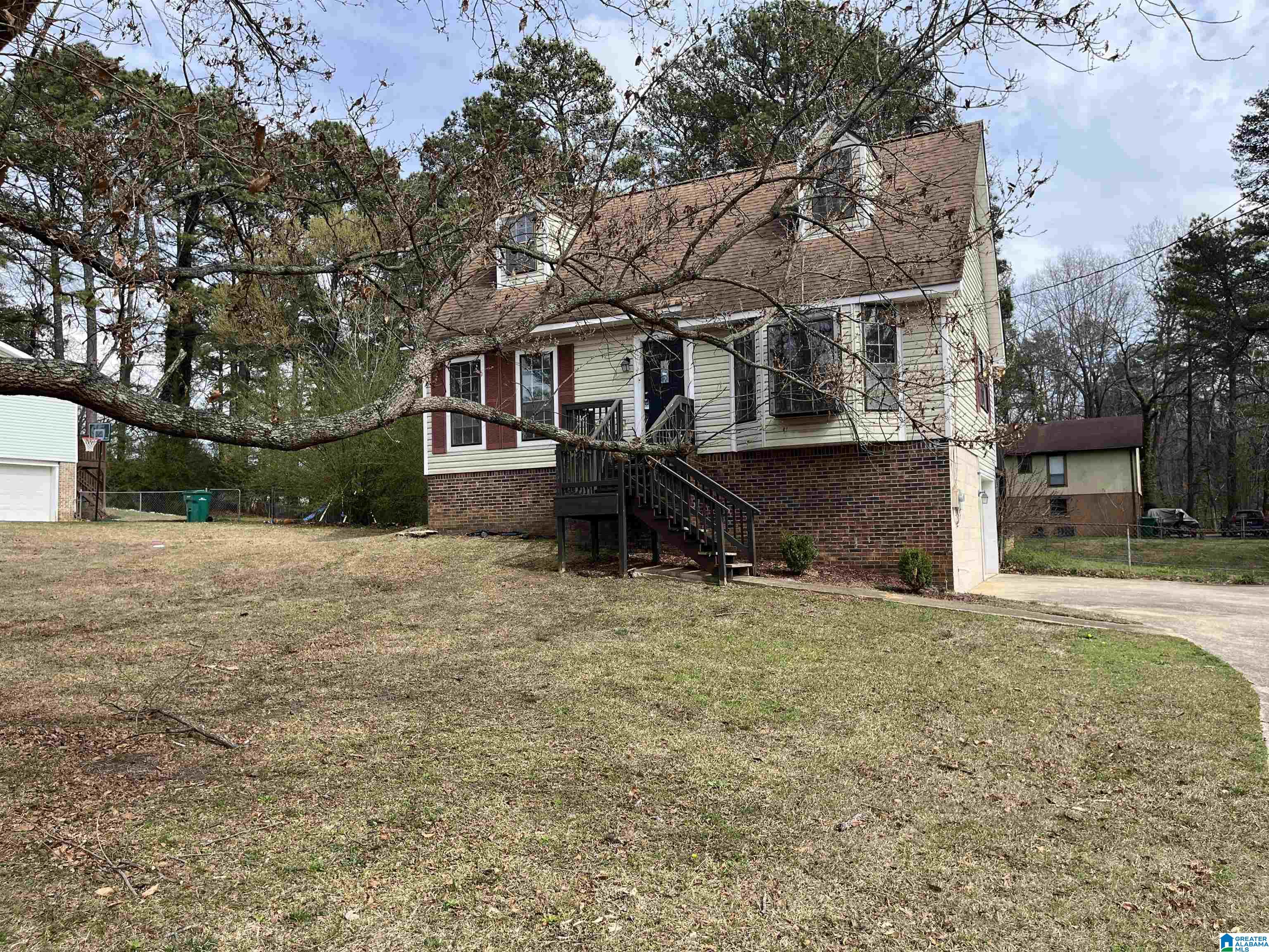 431 10TH TERRACE