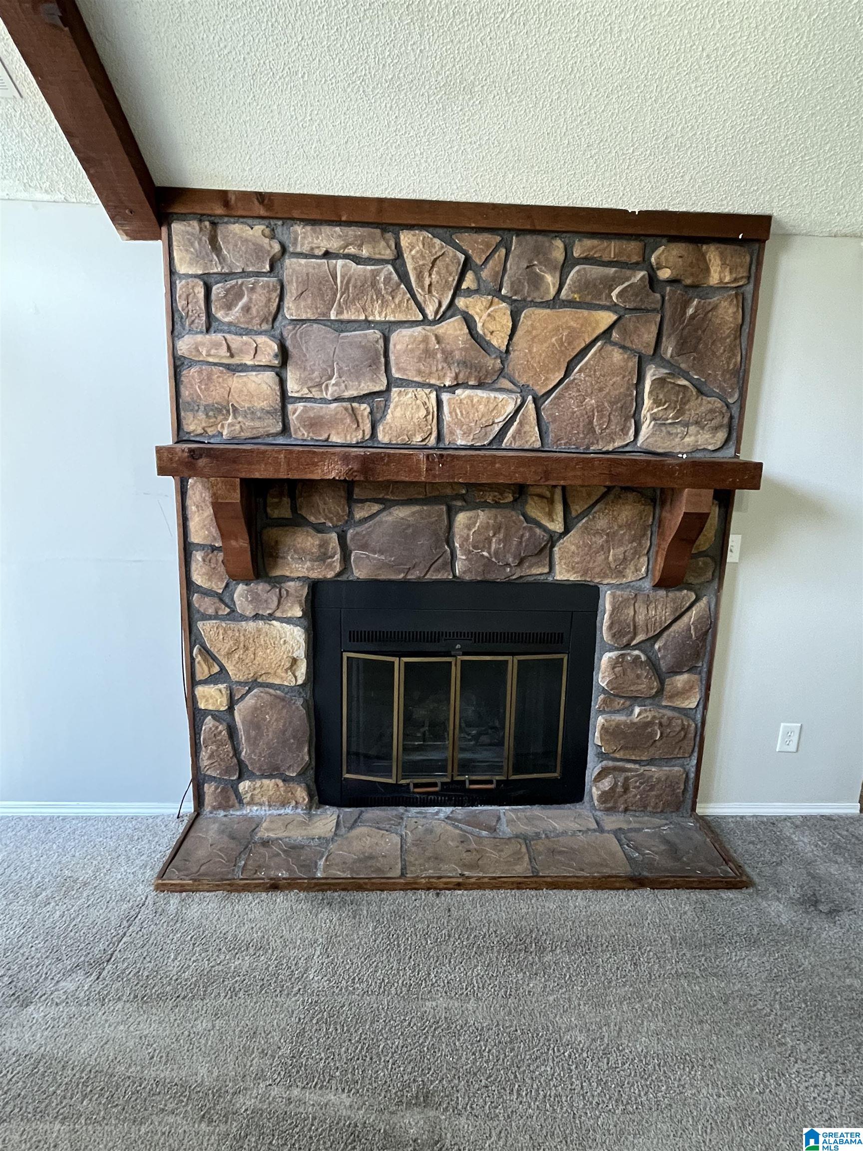 81 DELLA ROSE DRIVE
