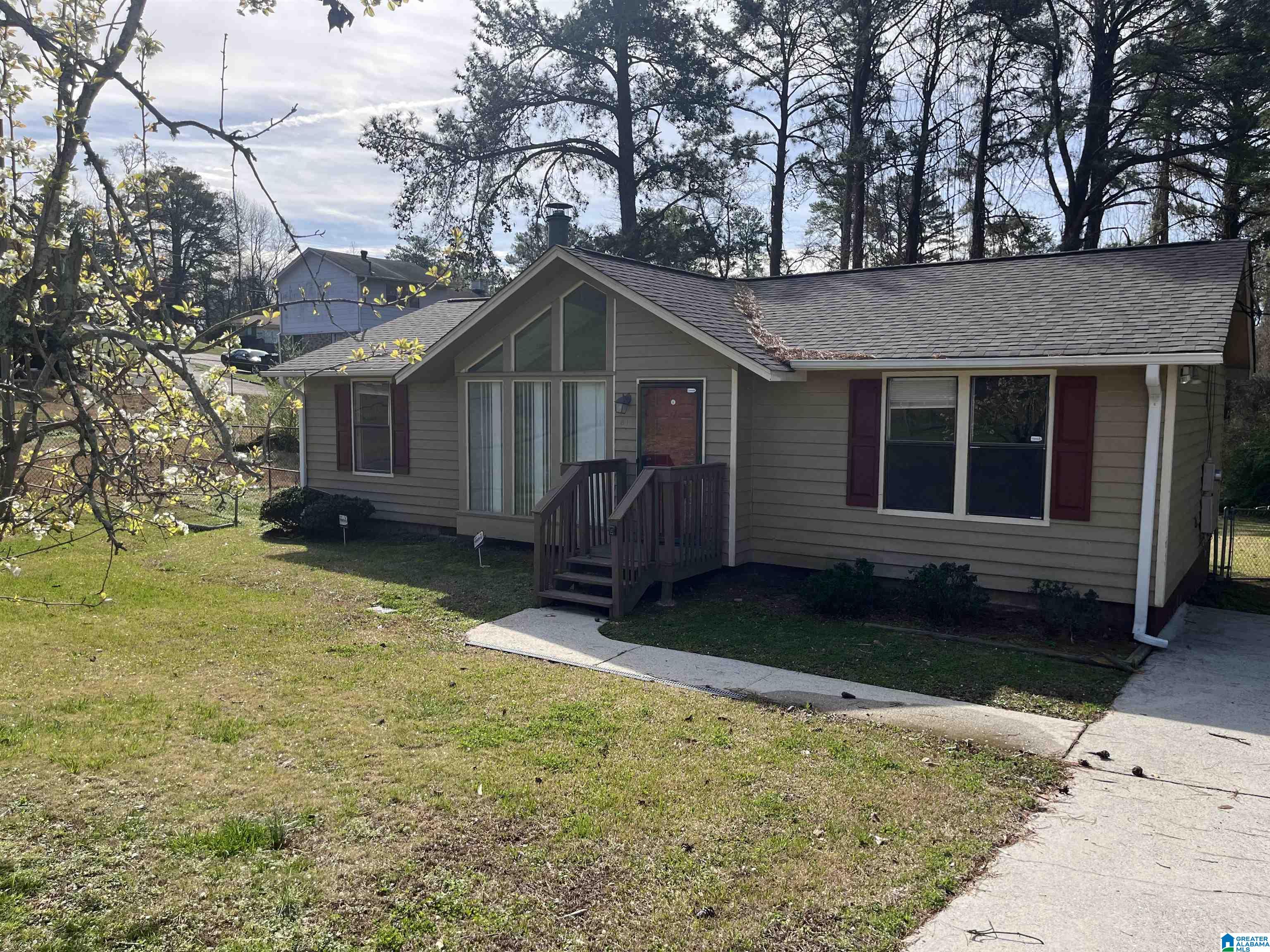 81 DELLA ROSE DRIVE