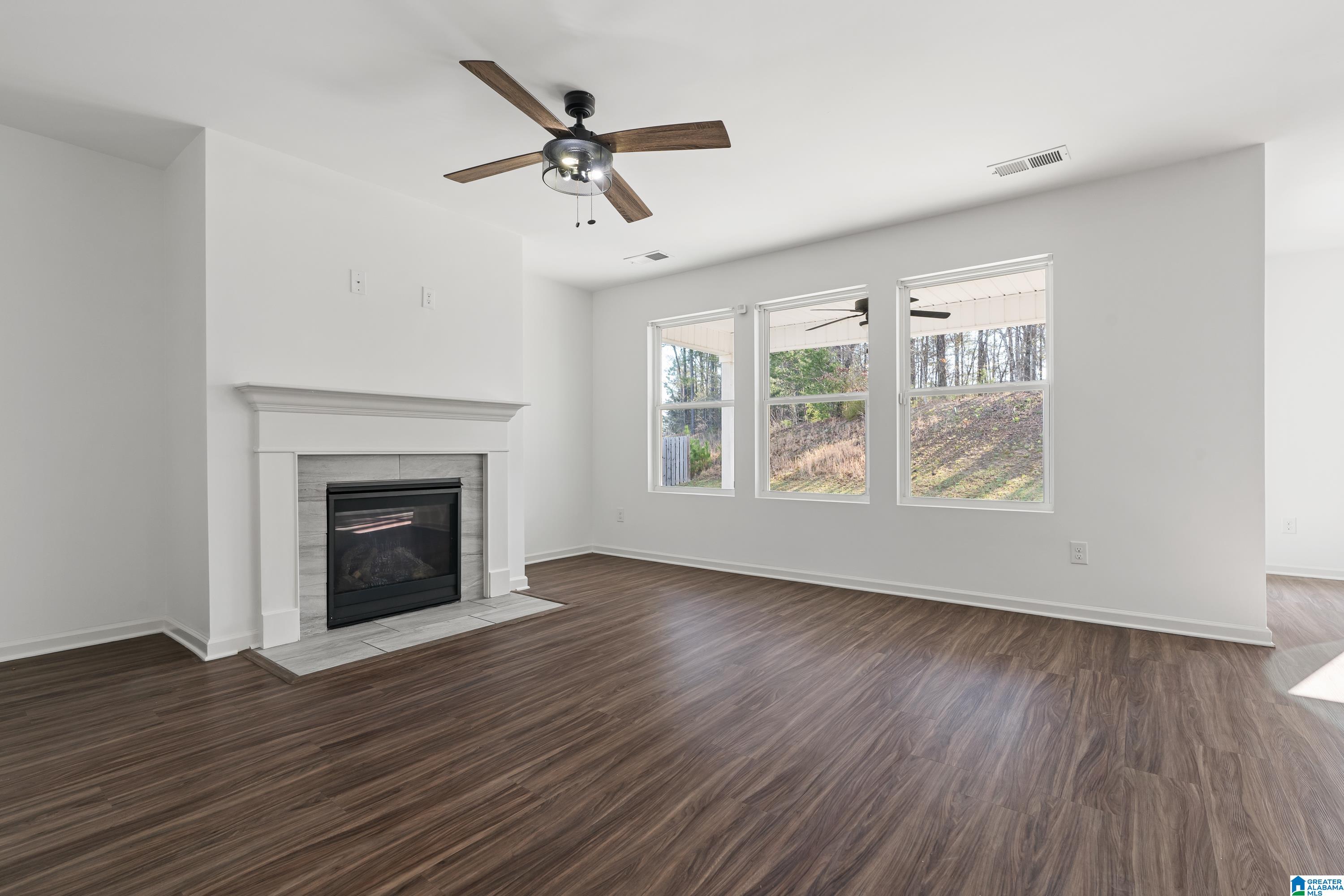 201 BELMONT WAY
