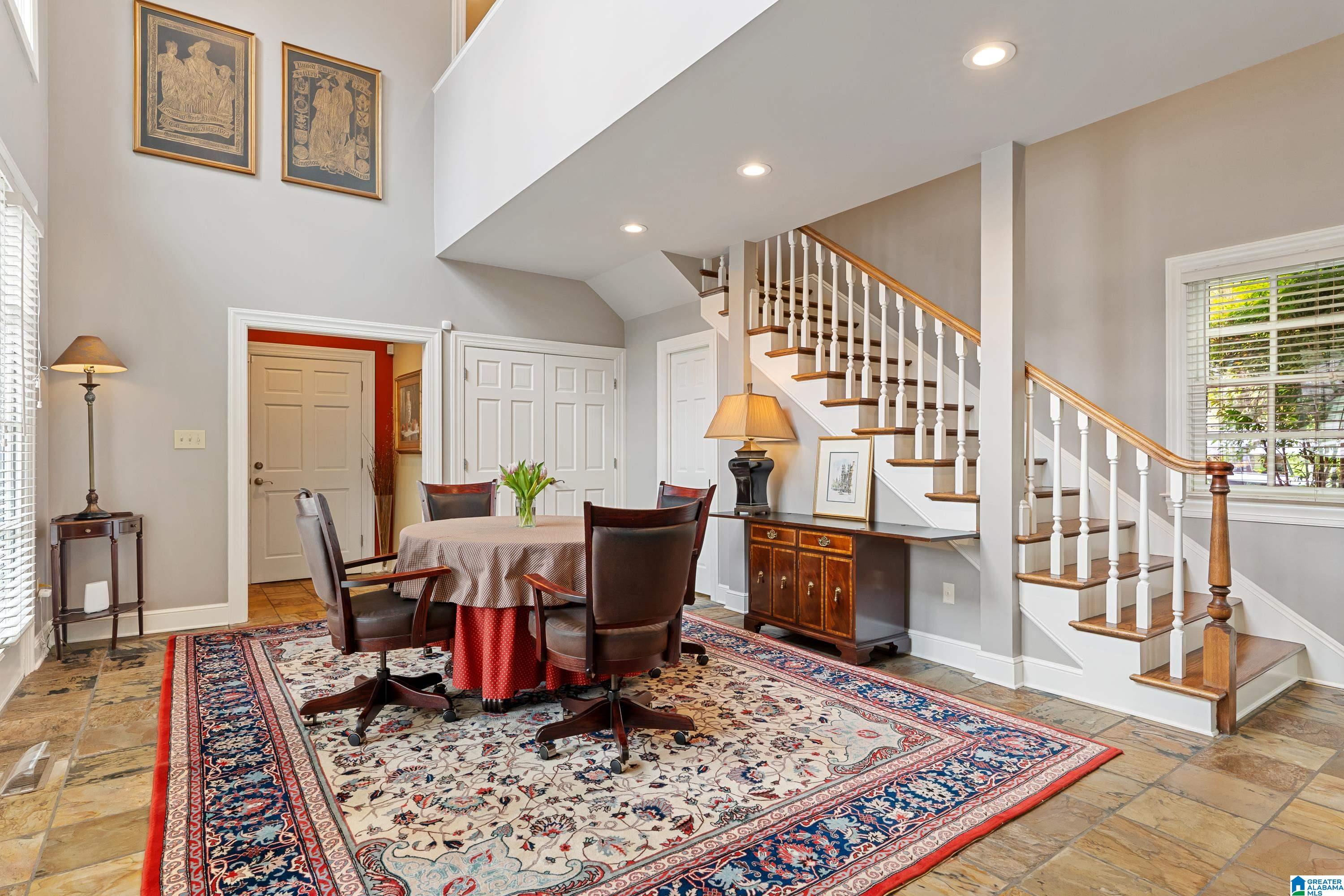 3 GLEN IRIS PARK