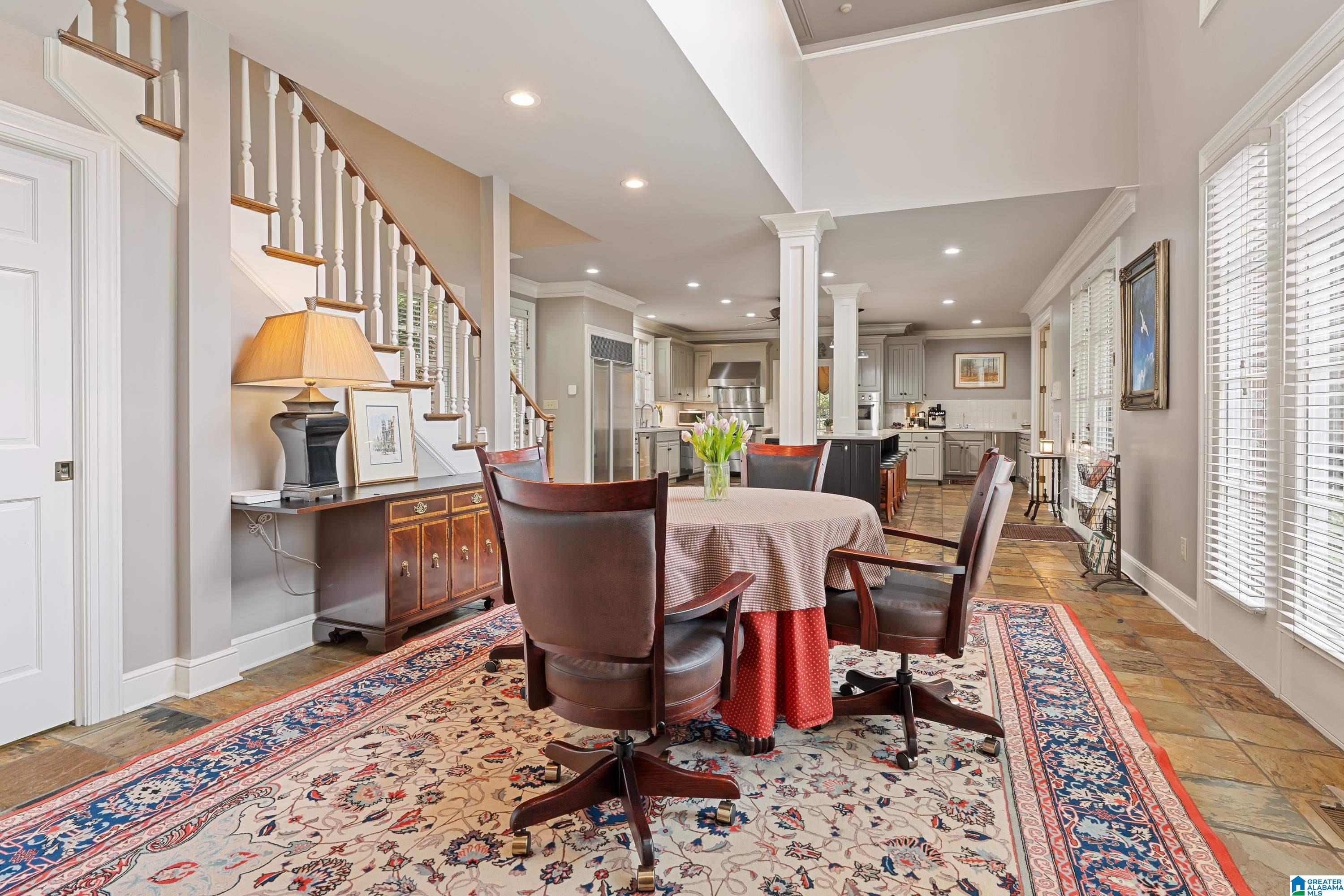 3 GLEN IRIS PARK