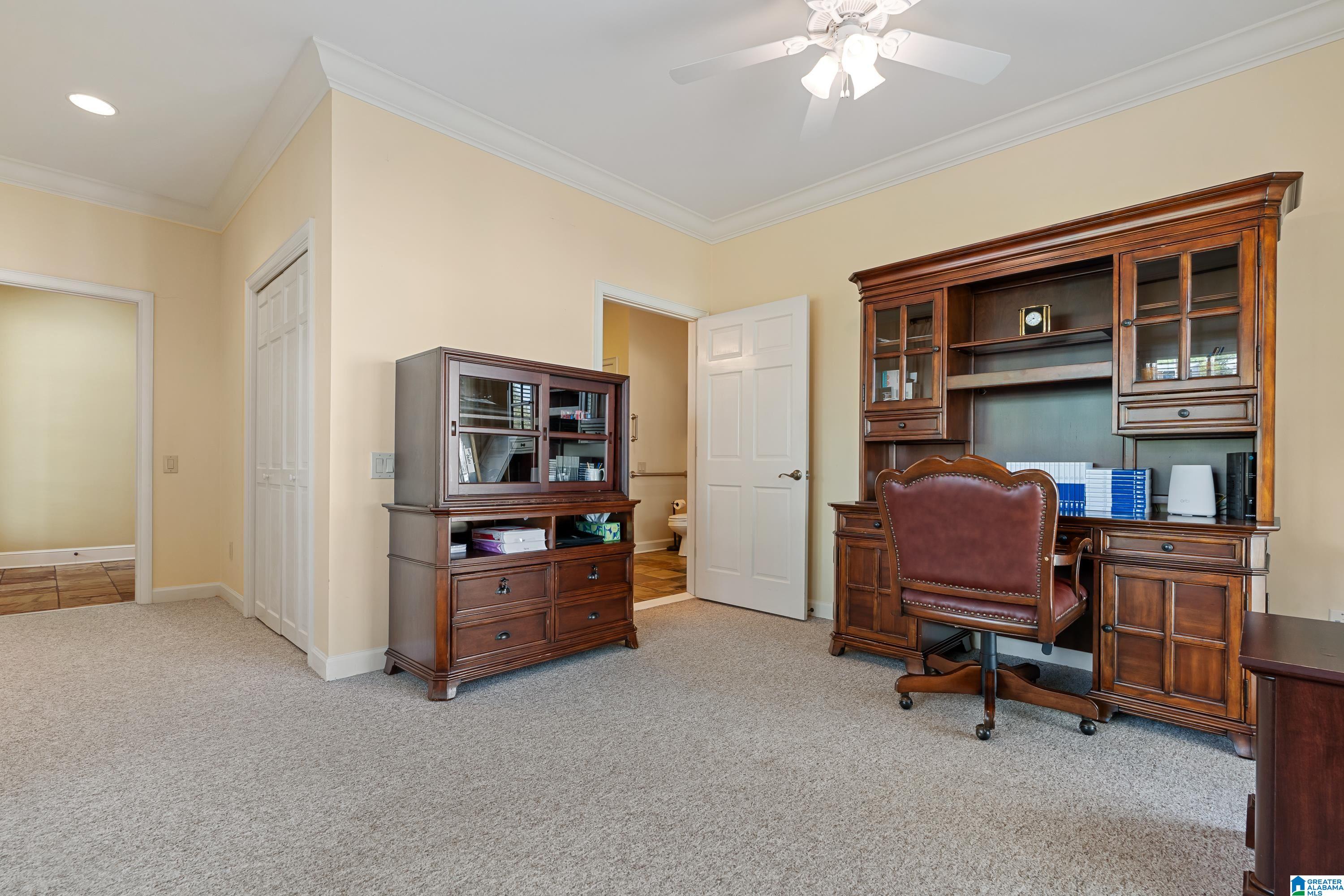 3 GLEN IRIS PARK