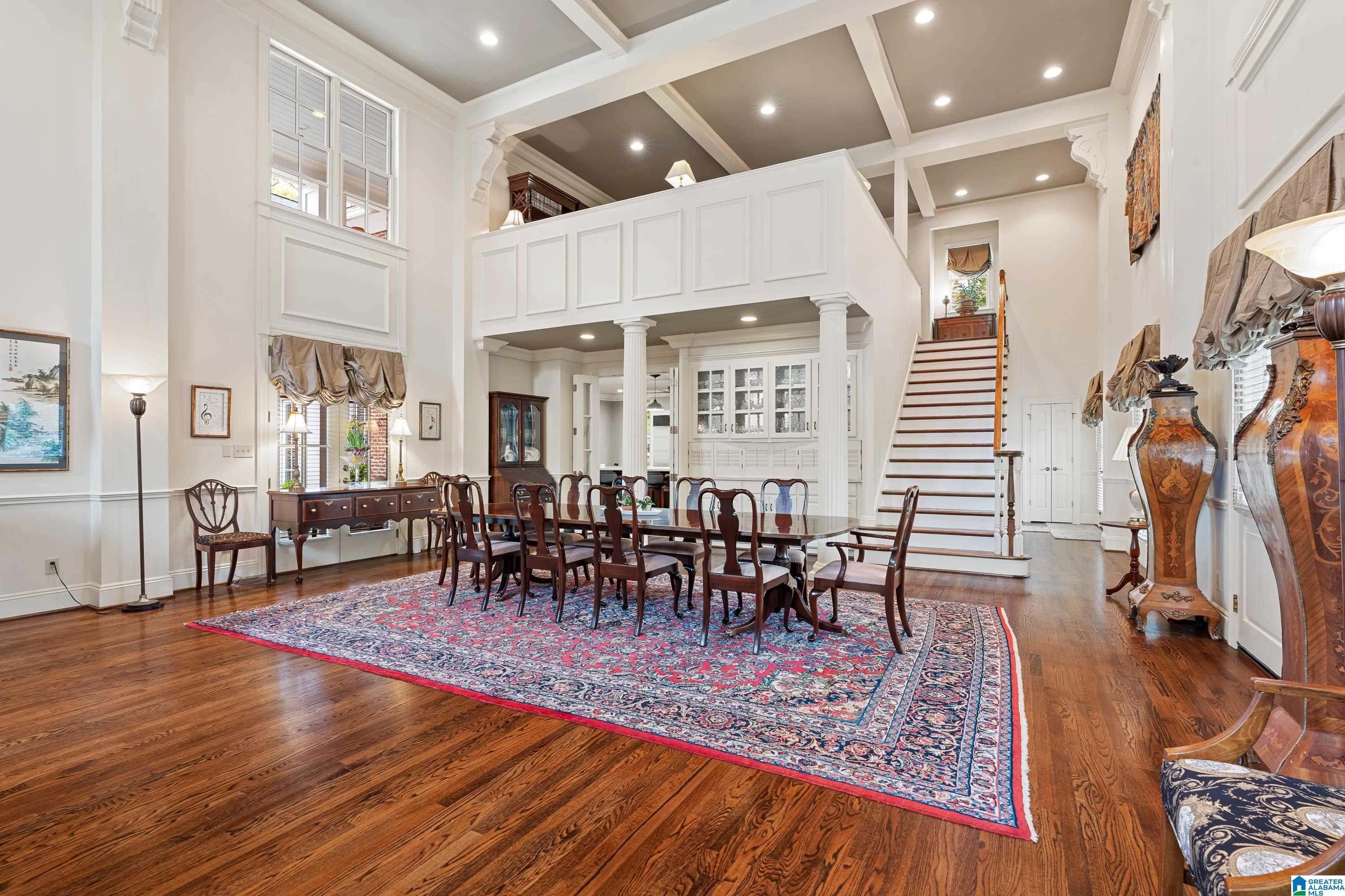 3 GLEN IRIS PARK