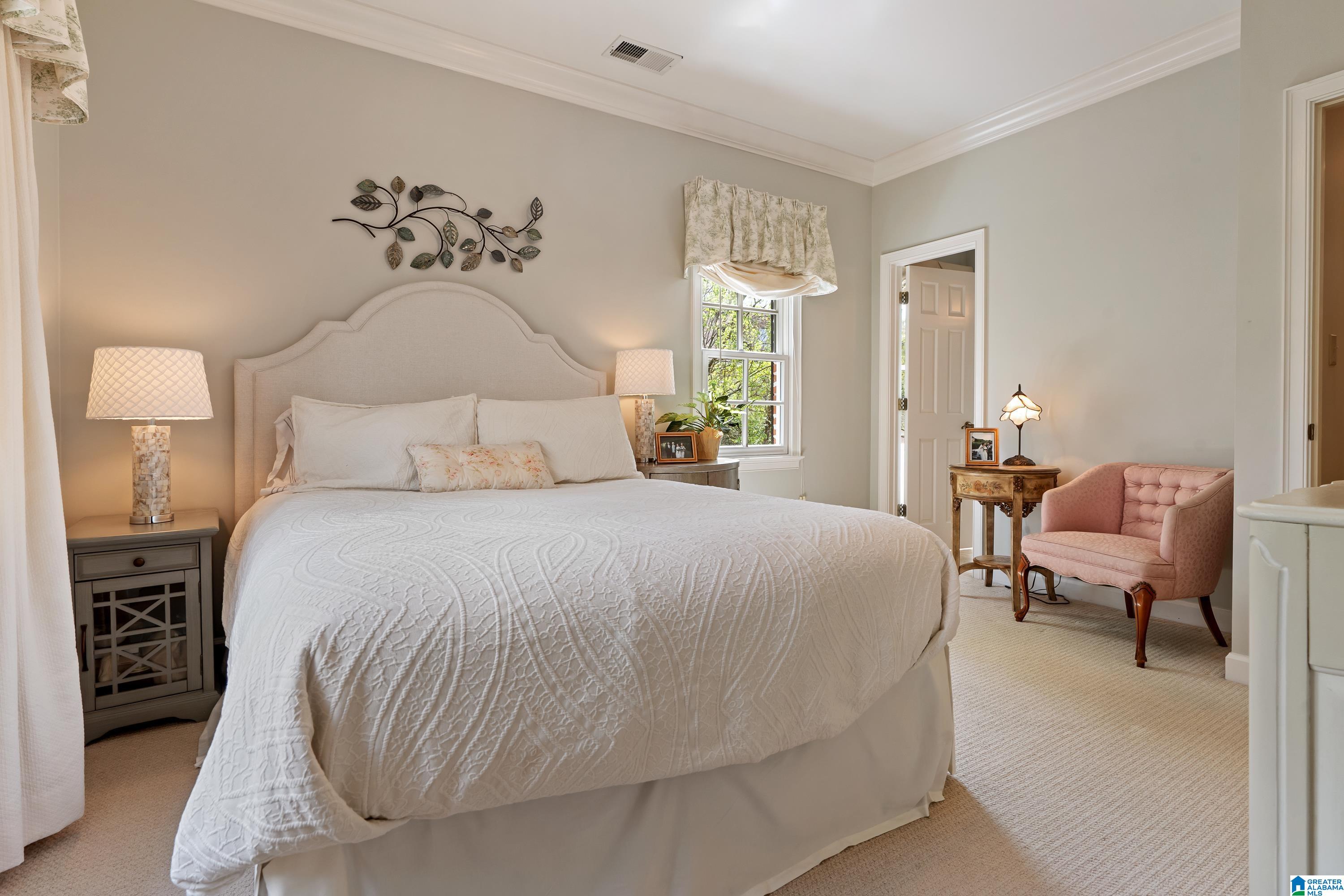 3 GLEN IRIS PARK