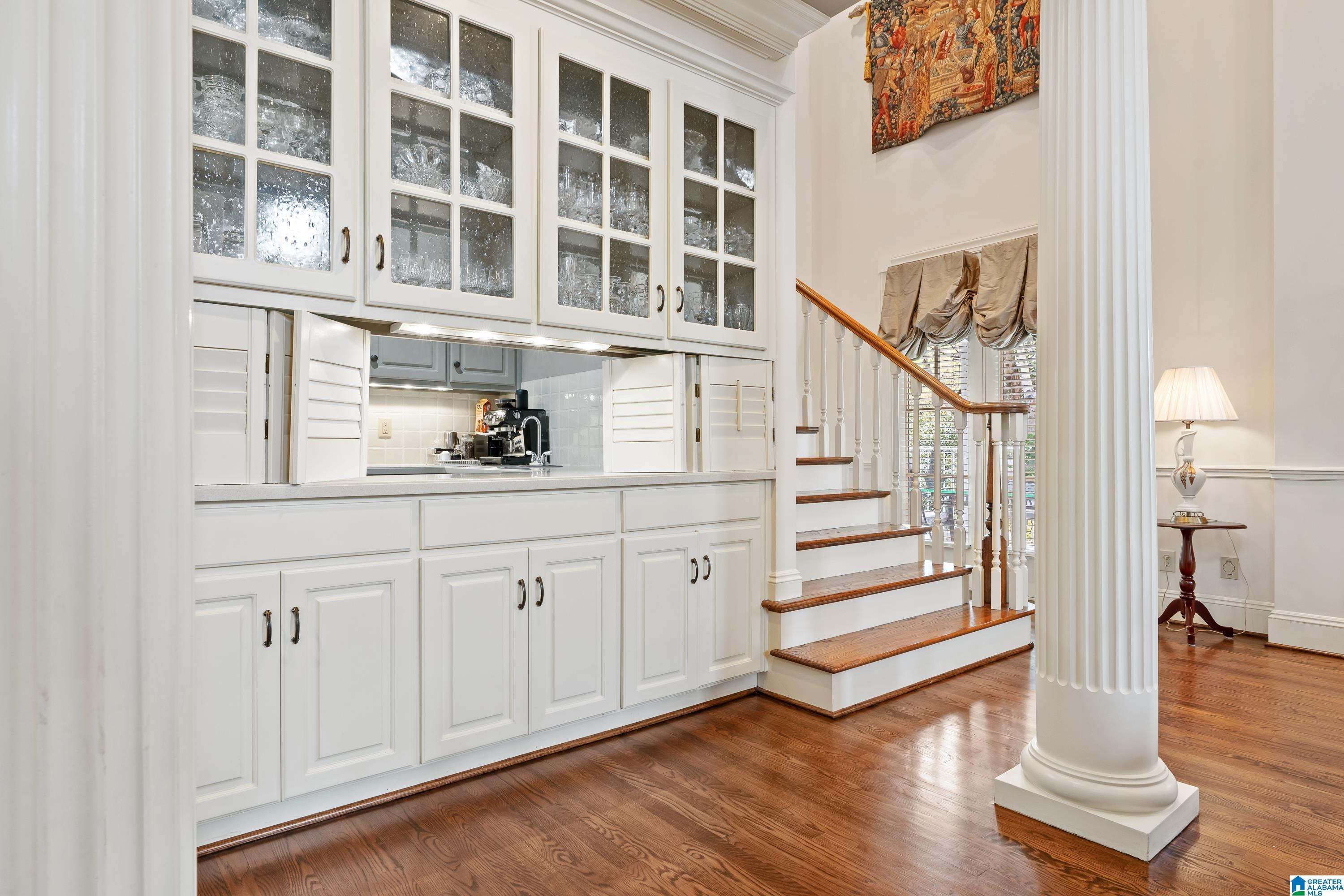3 GLEN IRIS PARK