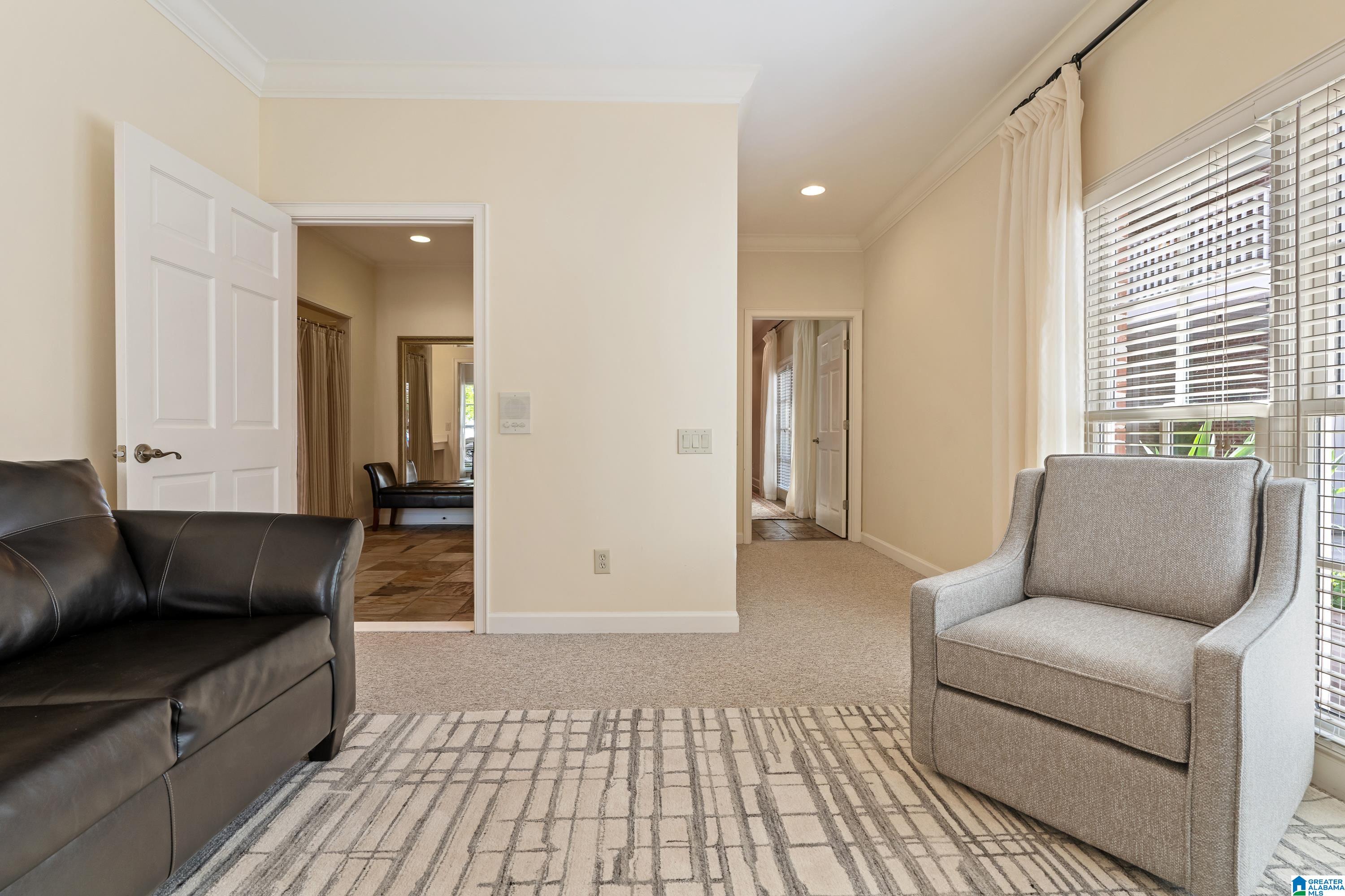 3 GLEN IRIS PARK