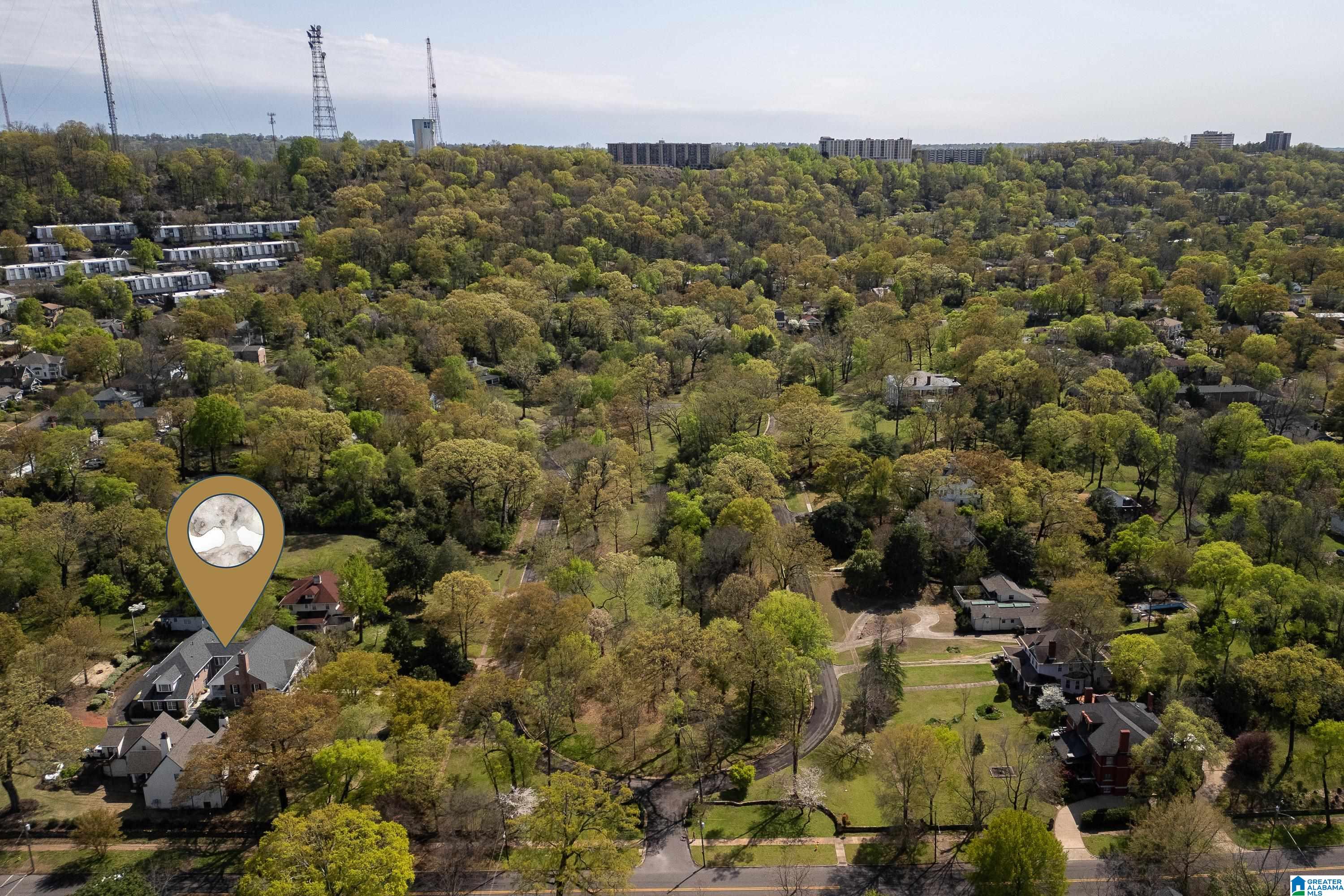 3 GLEN IRIS PARK