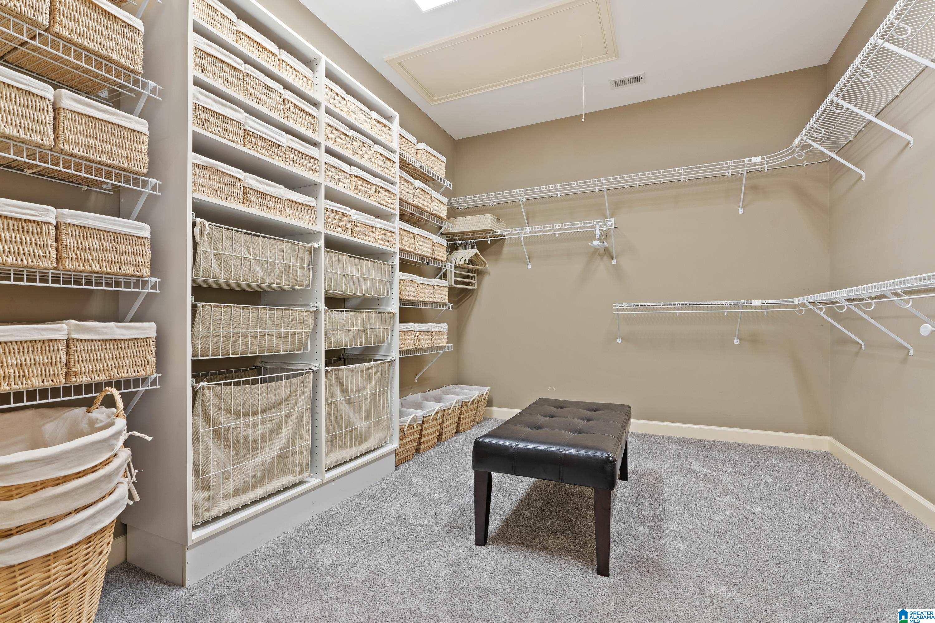 3 GLEN IRIS PARK
