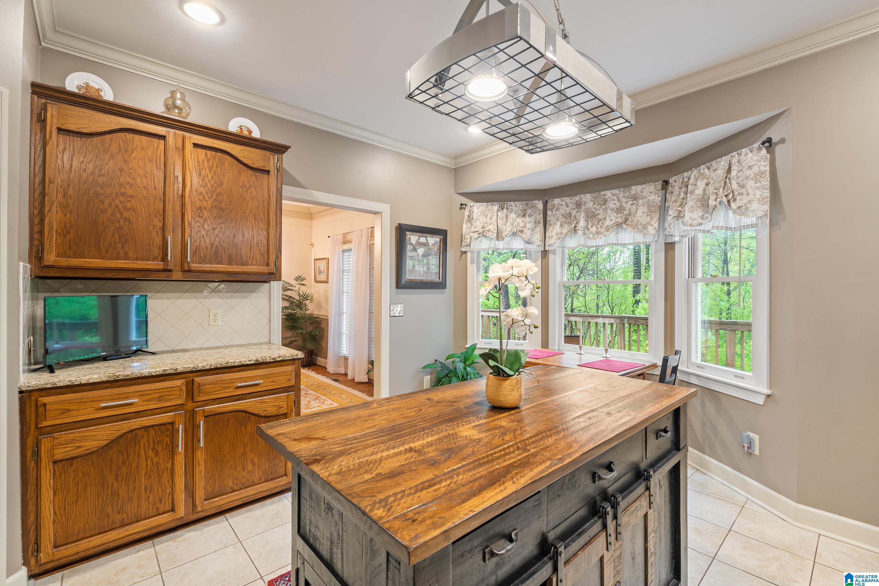 3111 CHESTNUT OAKS DRIVE