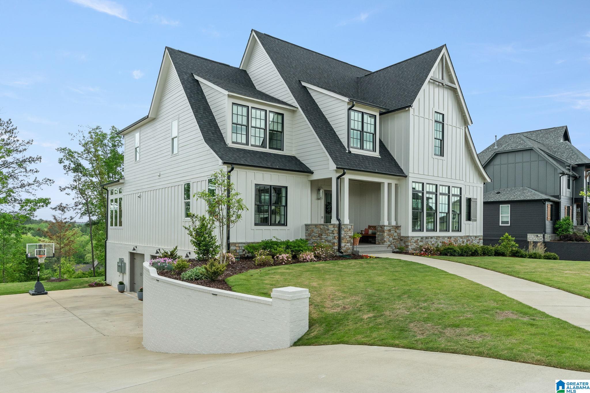 1911 BLACKRIDGE ROAD