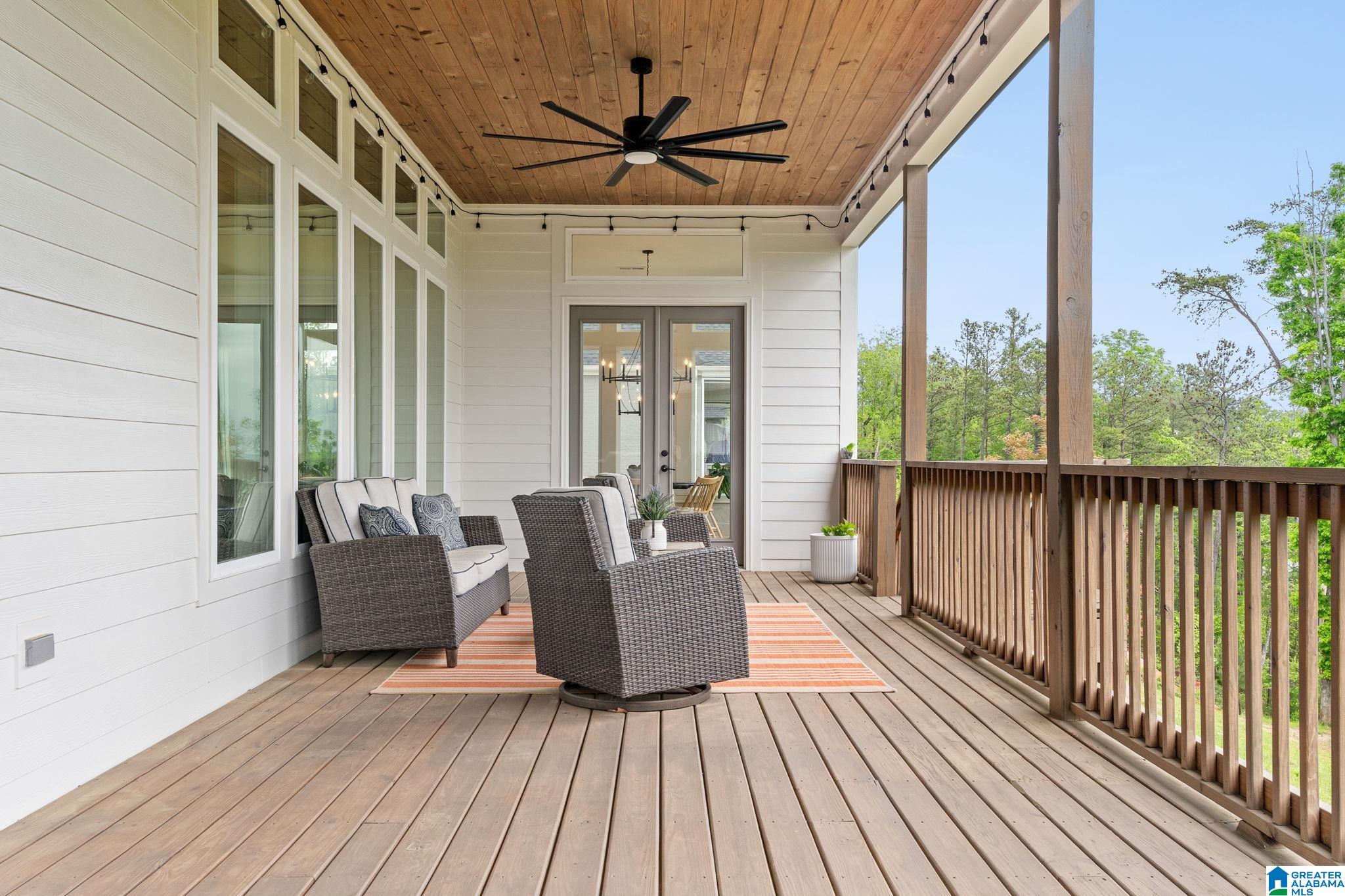 1911 BLACKRIDGE ROAD