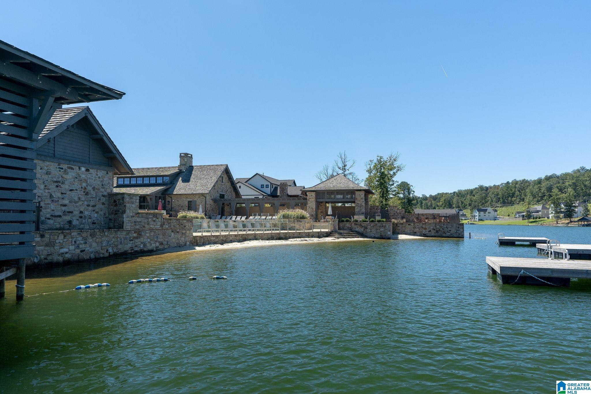 1911 BLACKRIDGE ROAD