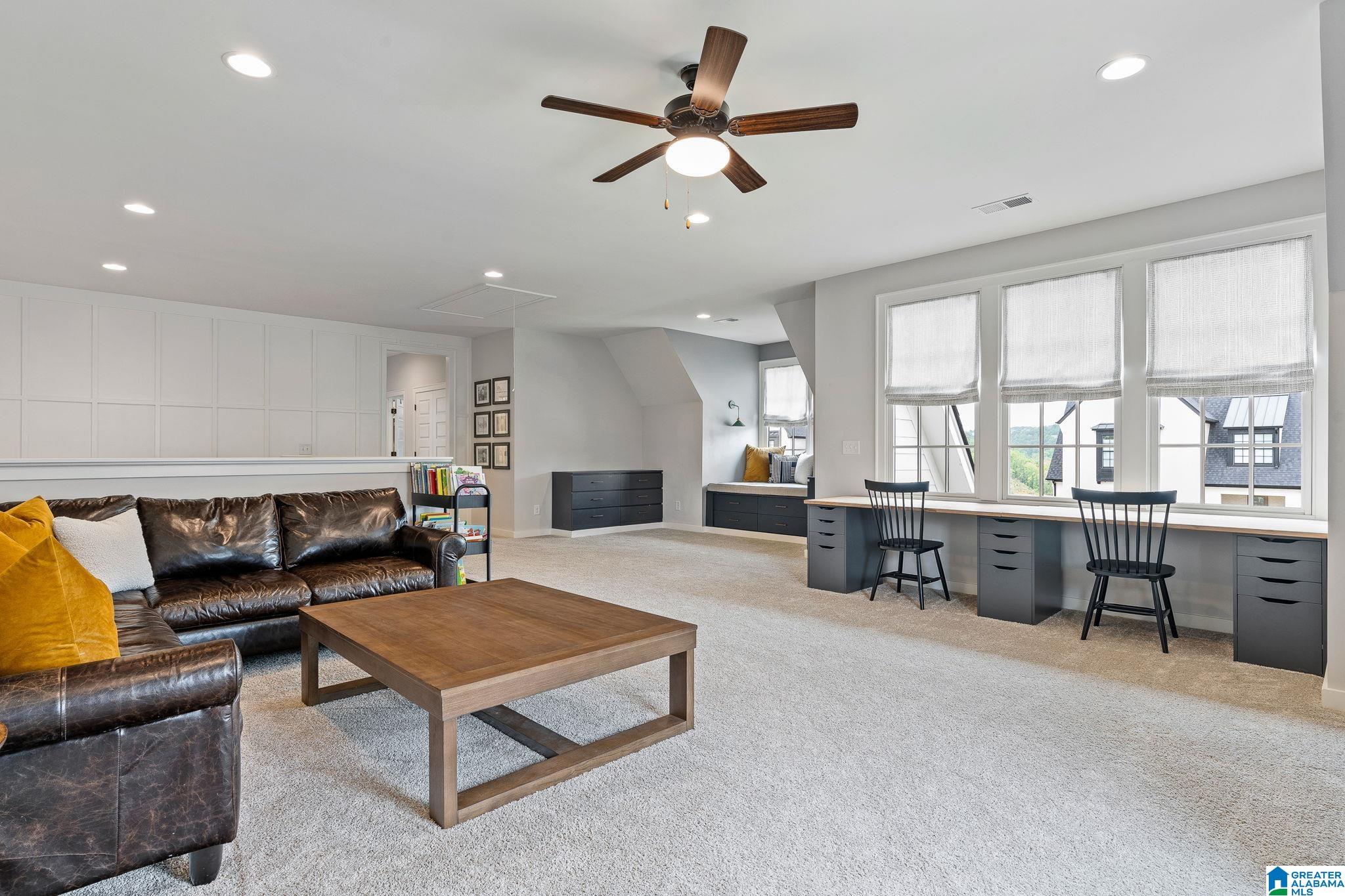 1911 BLACKRIDGE ROAD