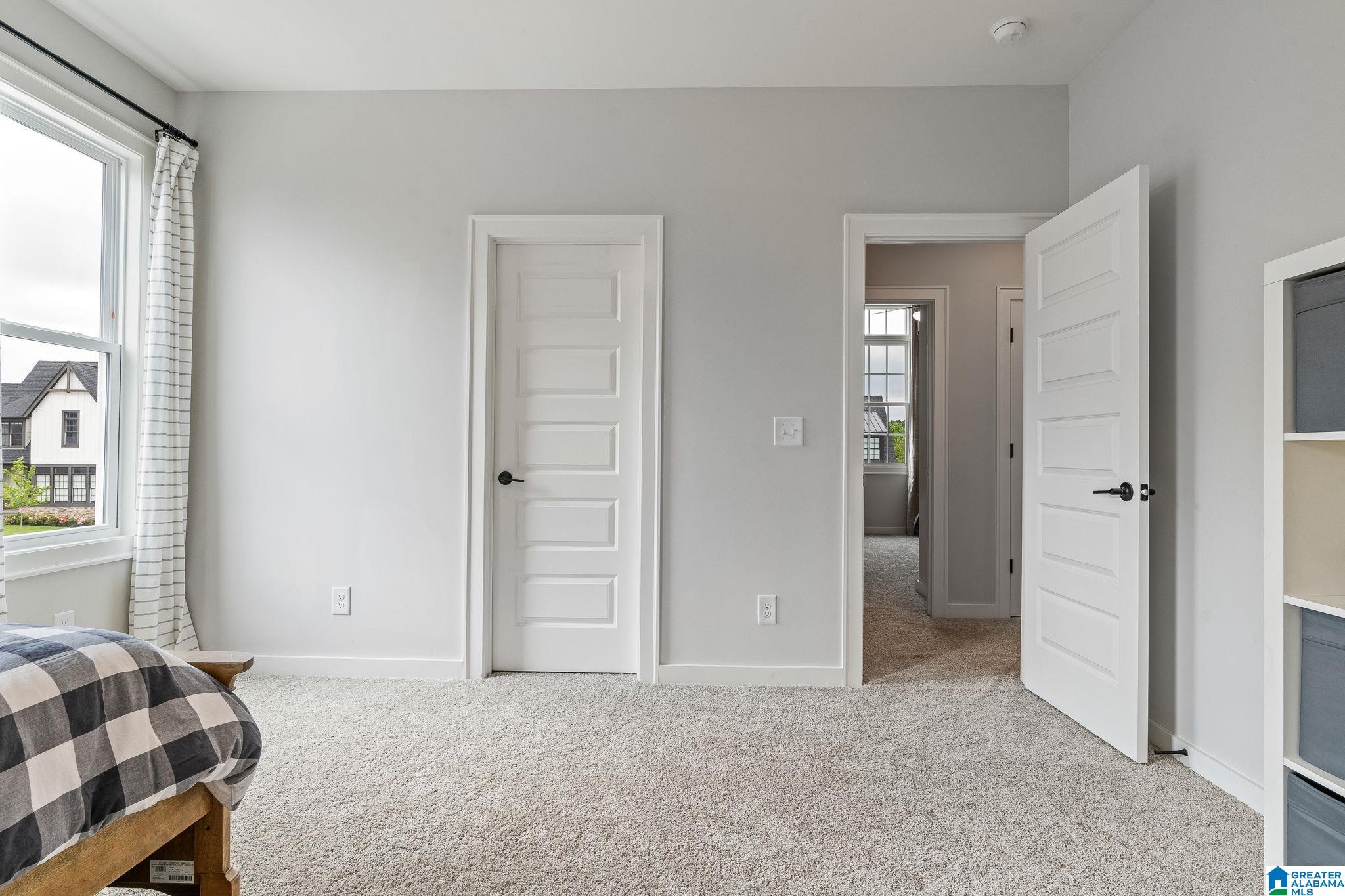 1911 BLACKRIDGE ROAD