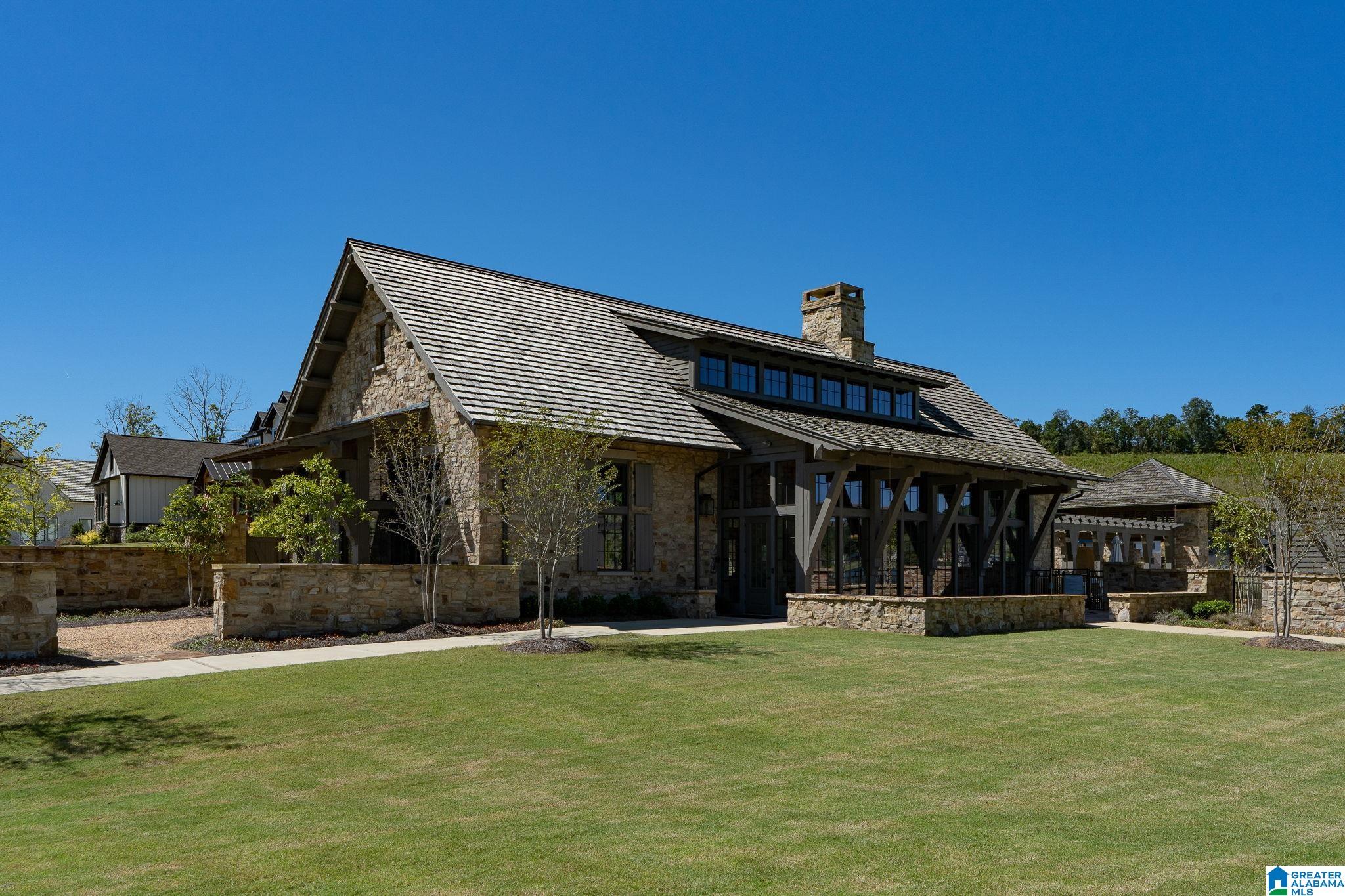 1911 BLACKRIDGE ROAD