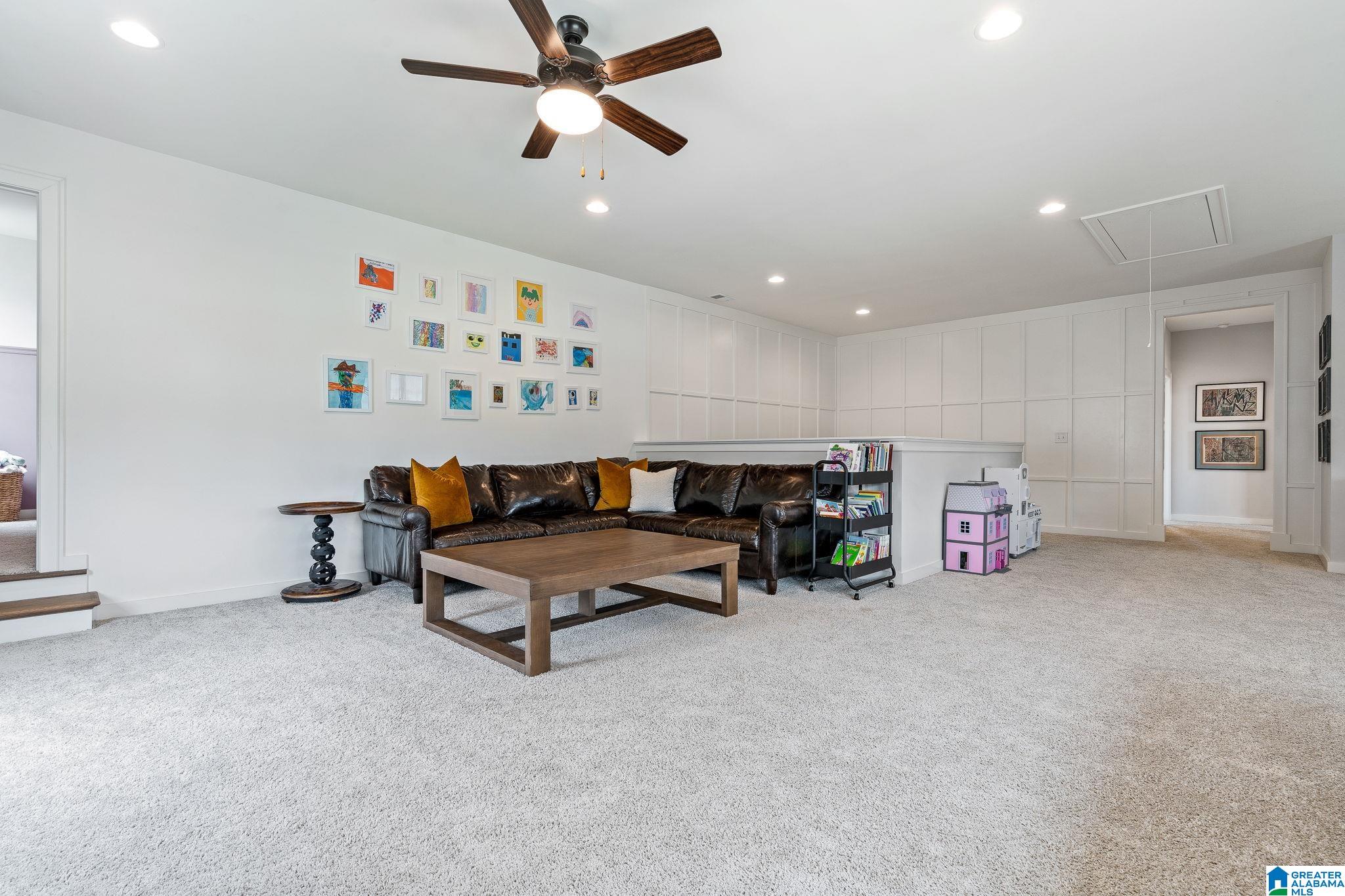 1911 BLACKRIDGE ROAD